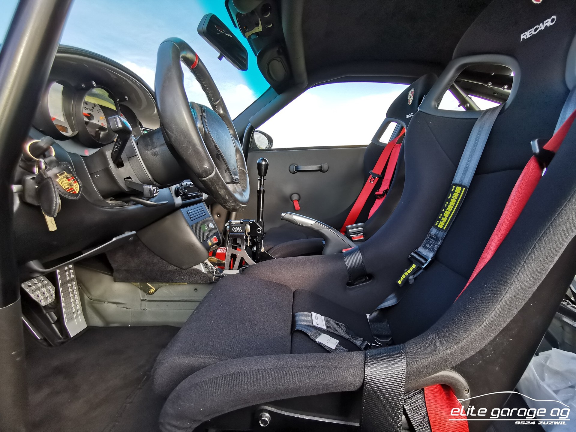 PORSCHE 911 GT2 Clubsport-image-10