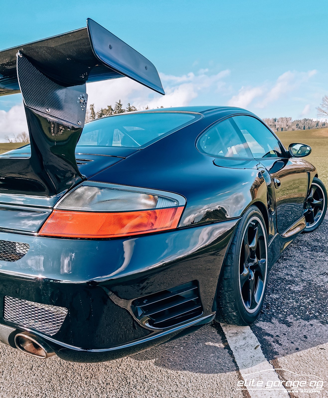 PORSCHE 911 GT2 Clubsport-image-8