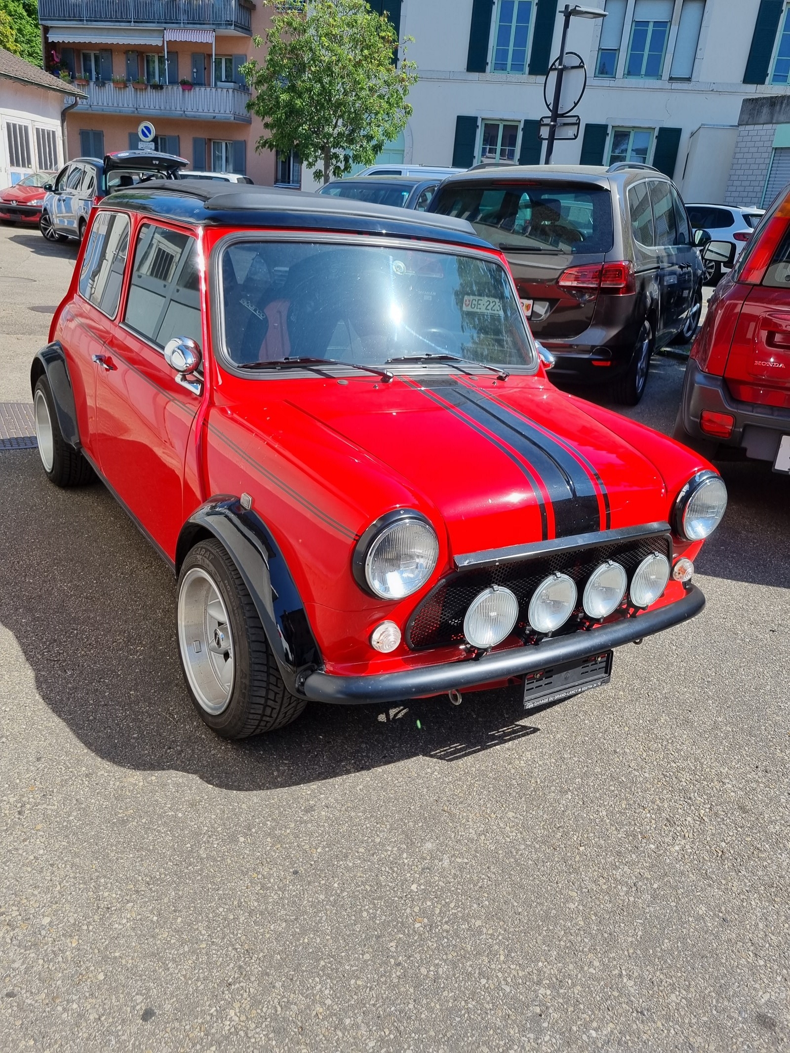 MINI Cooper 1.3i-image-1