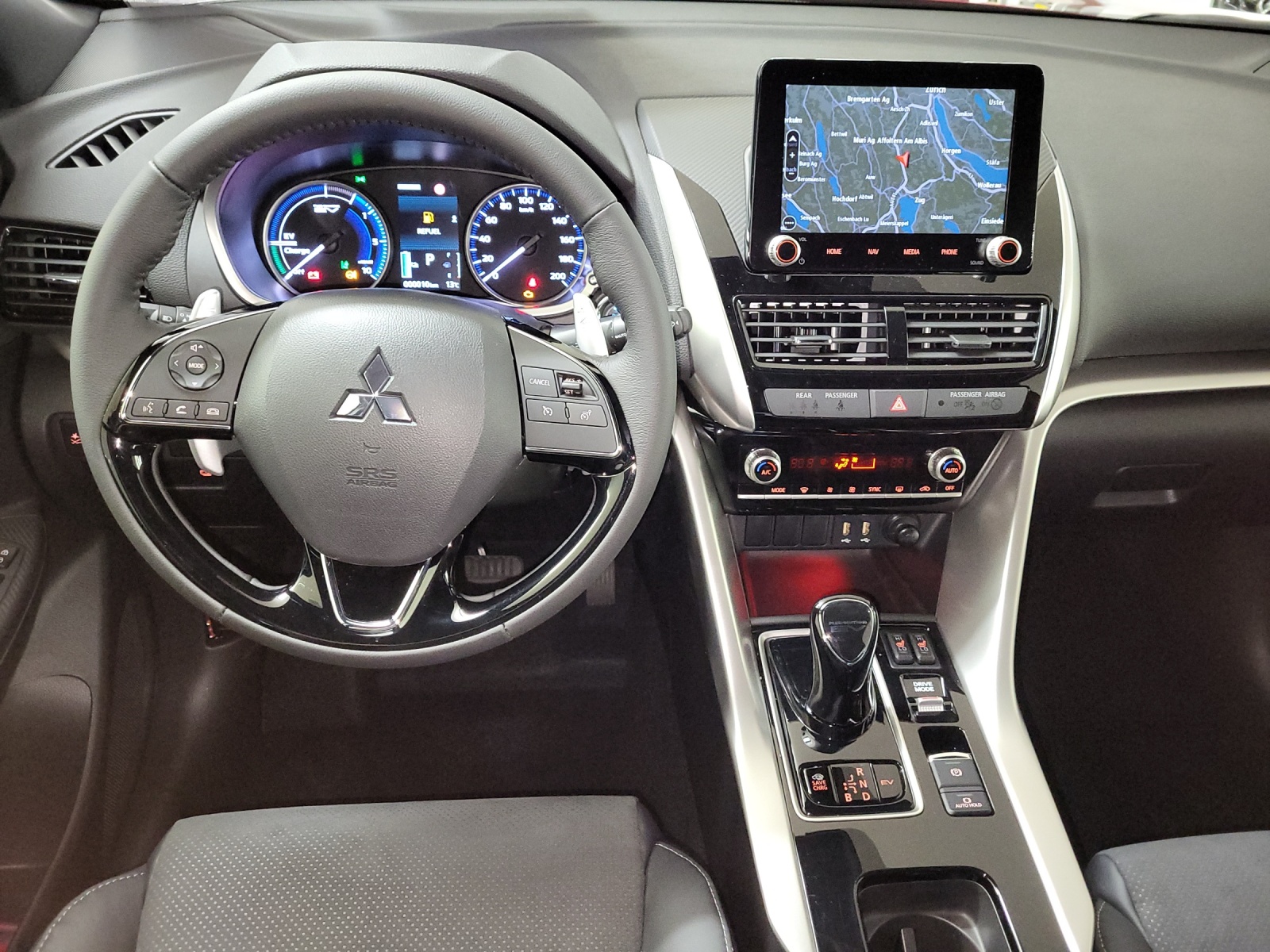 MITSUBISHI Eclipse Cross 2.4 PHEV Invite 4x4-image-7