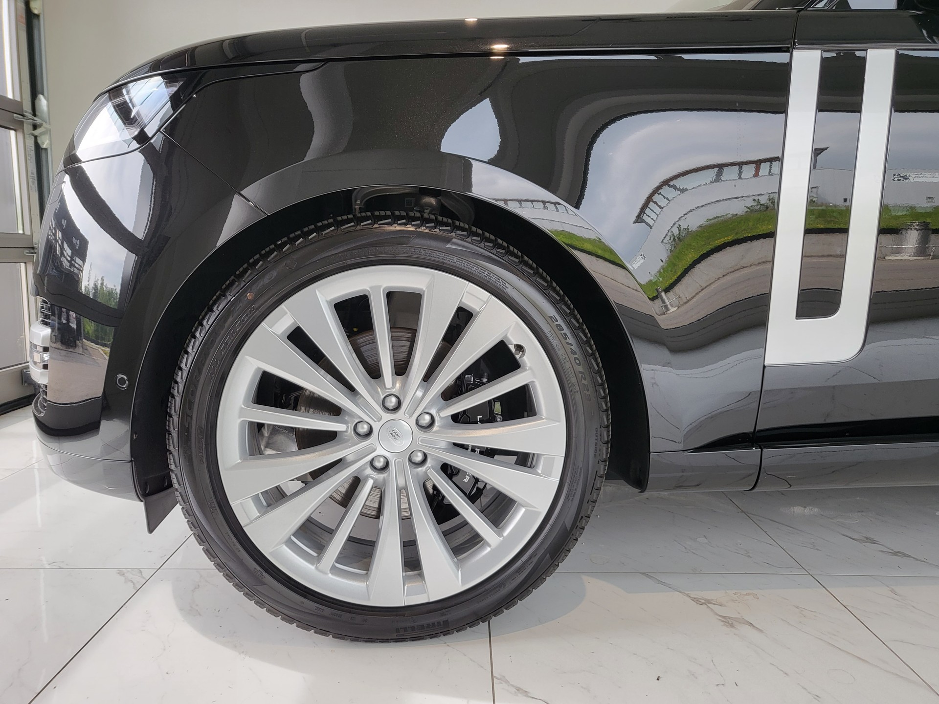 LAND ROVER Range Rover D350 3.0D I6 MHEV First Edition Automatic-image-11