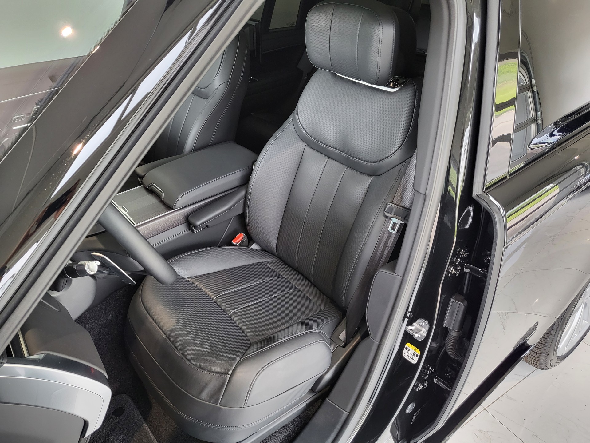 LAND ROVER Range Rover D350 3.0D I6 MHEV First Edition Automatic-image-5