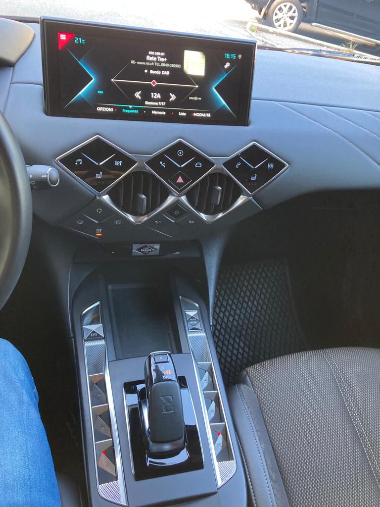 DS AUTOMOBILES DS 3 Crossback E-Tense 136 Club-image-11