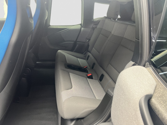 BMW i3s (120Ah) Fleet Edition-image-9