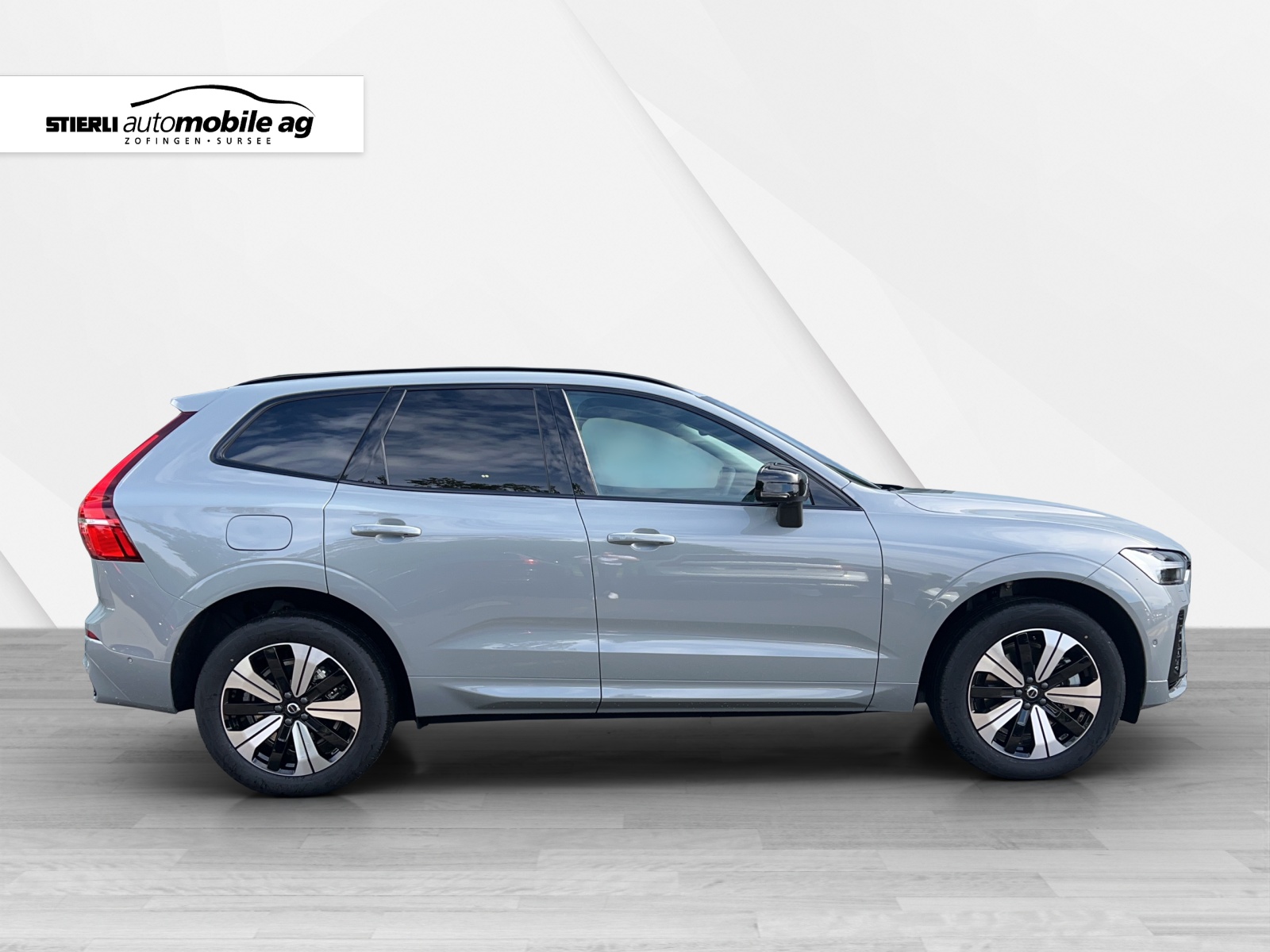 VOLVO XC60 2.0 T6 TE Plus Dark eAWD-image-3