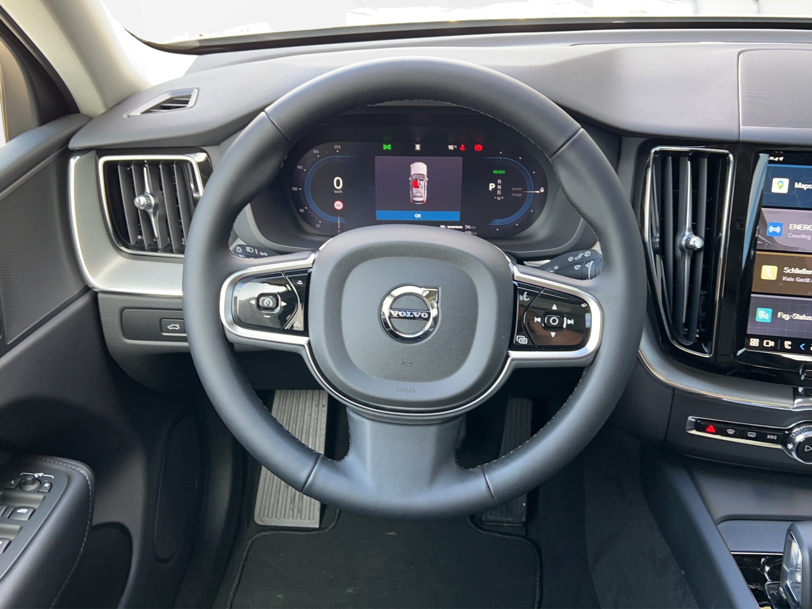 VOLVO XC60 2.0 T6 TE Plus Dark eAWD-image-11