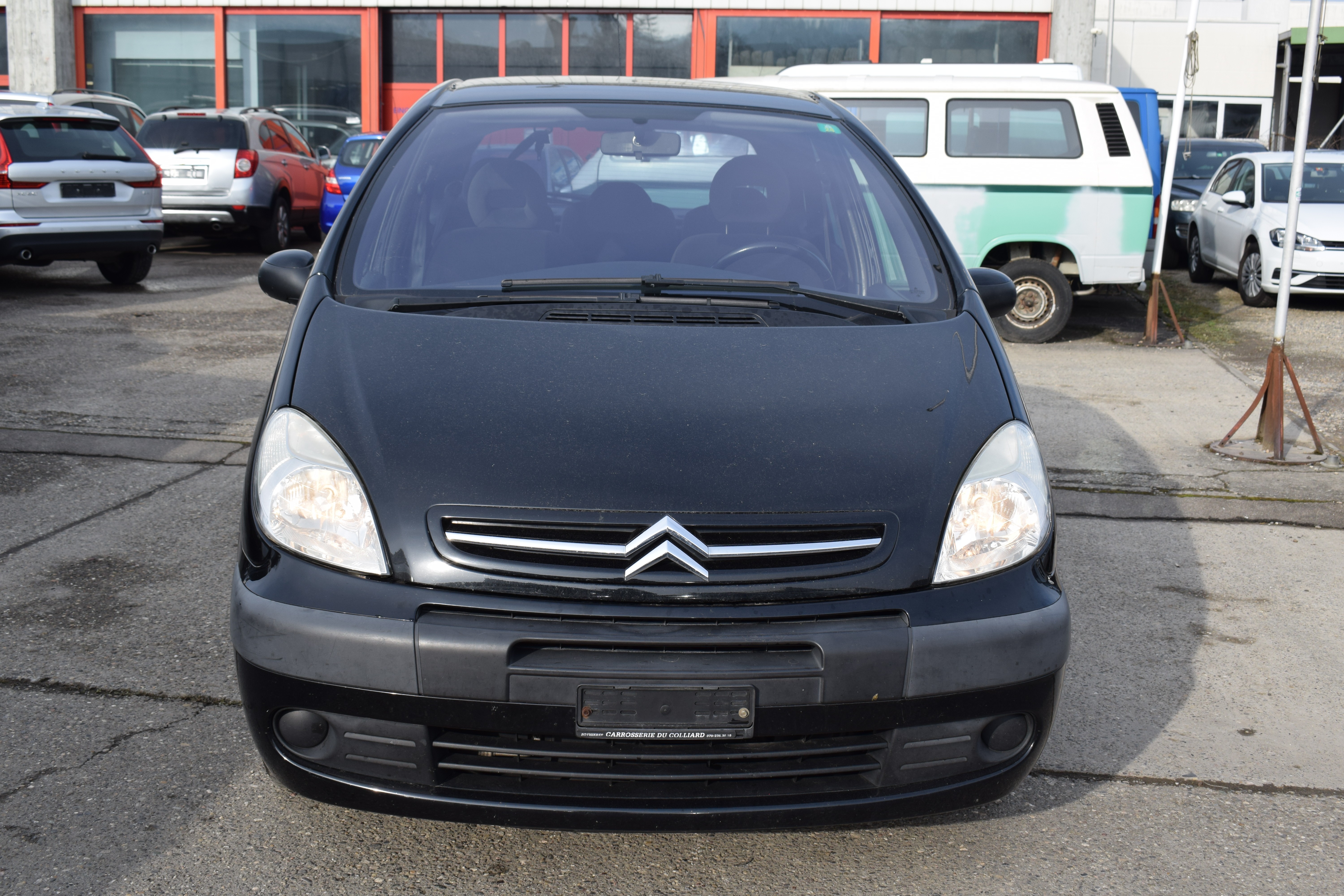 Car photo