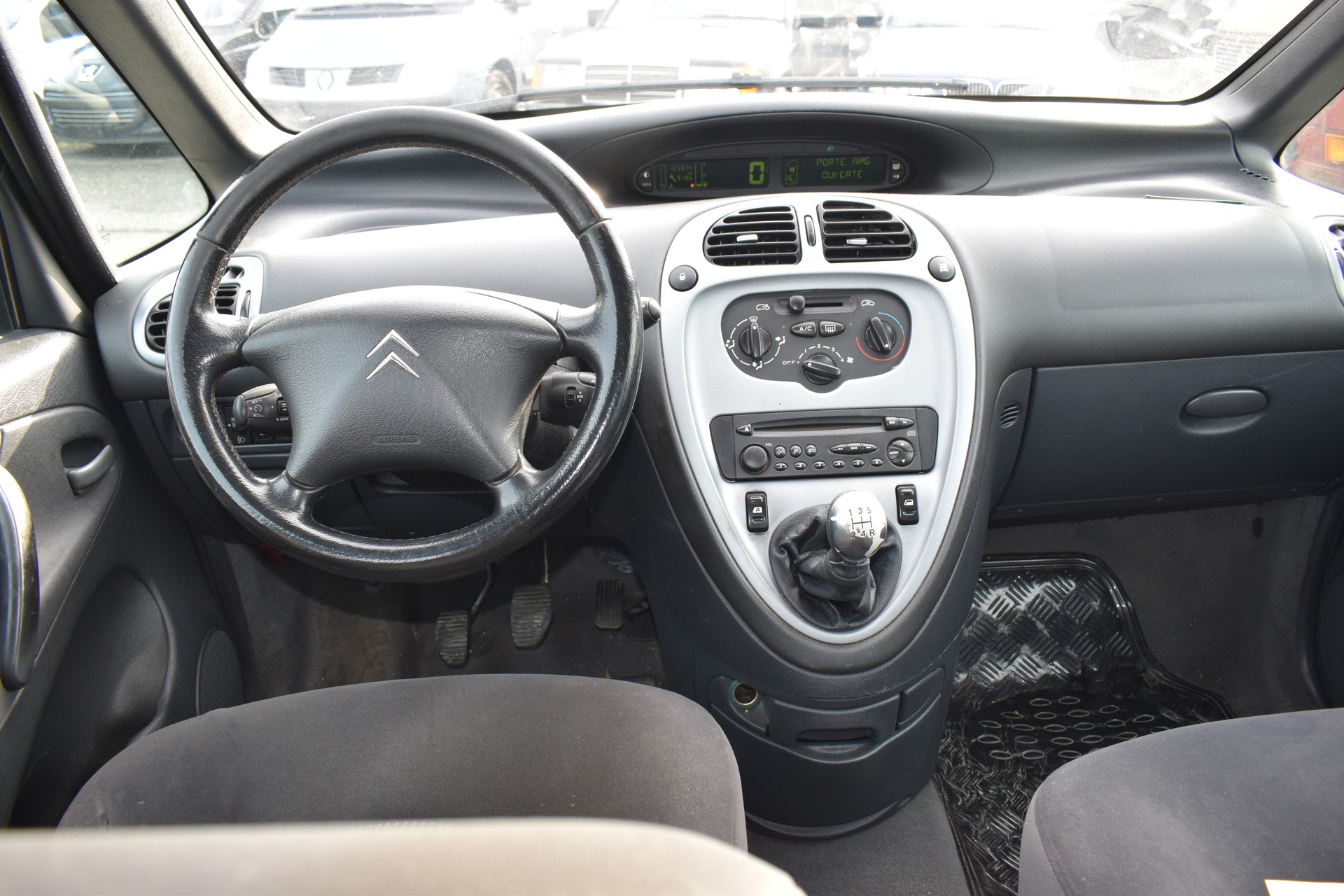 CITROEN Xsara Picasso 1.6i (X)-image-4
