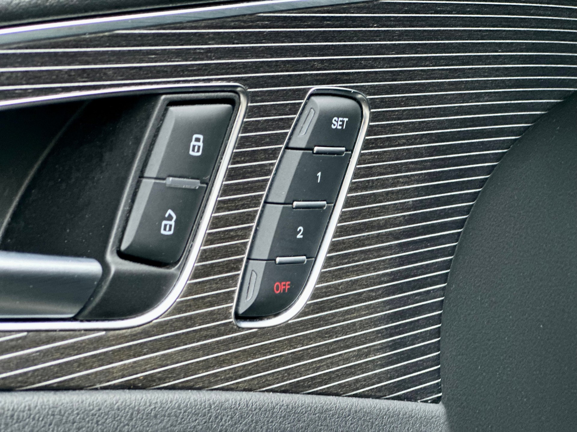 AUDI A6 Avant 3.0 BiTDI V6 qu. competition tiptronic-image-20