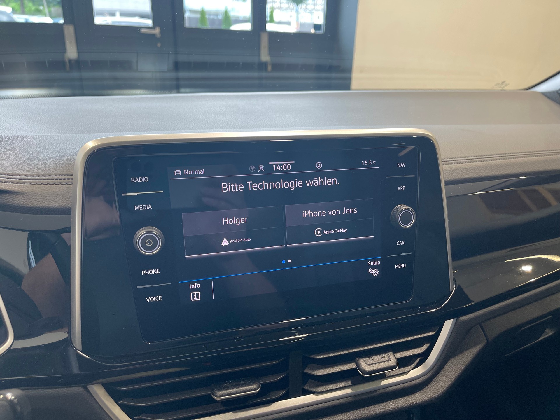VW T-Roc 2.0 TSI R-Line DSG 4Motion*BLACK-LINE*-image-19