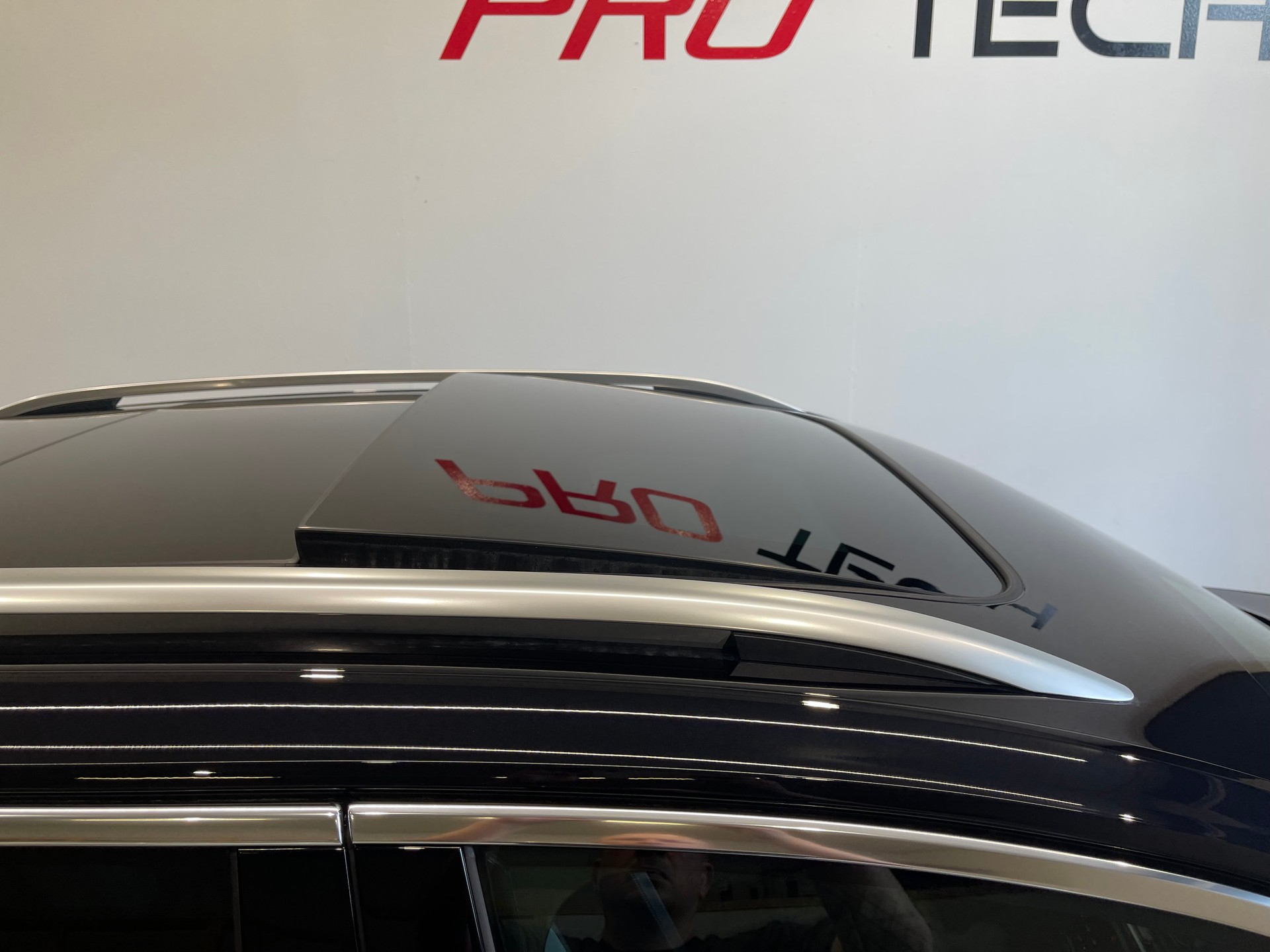 VW T-Roc 2.0 TSI R-Line DSG 4Motion*BLACK-LINE*-image-22