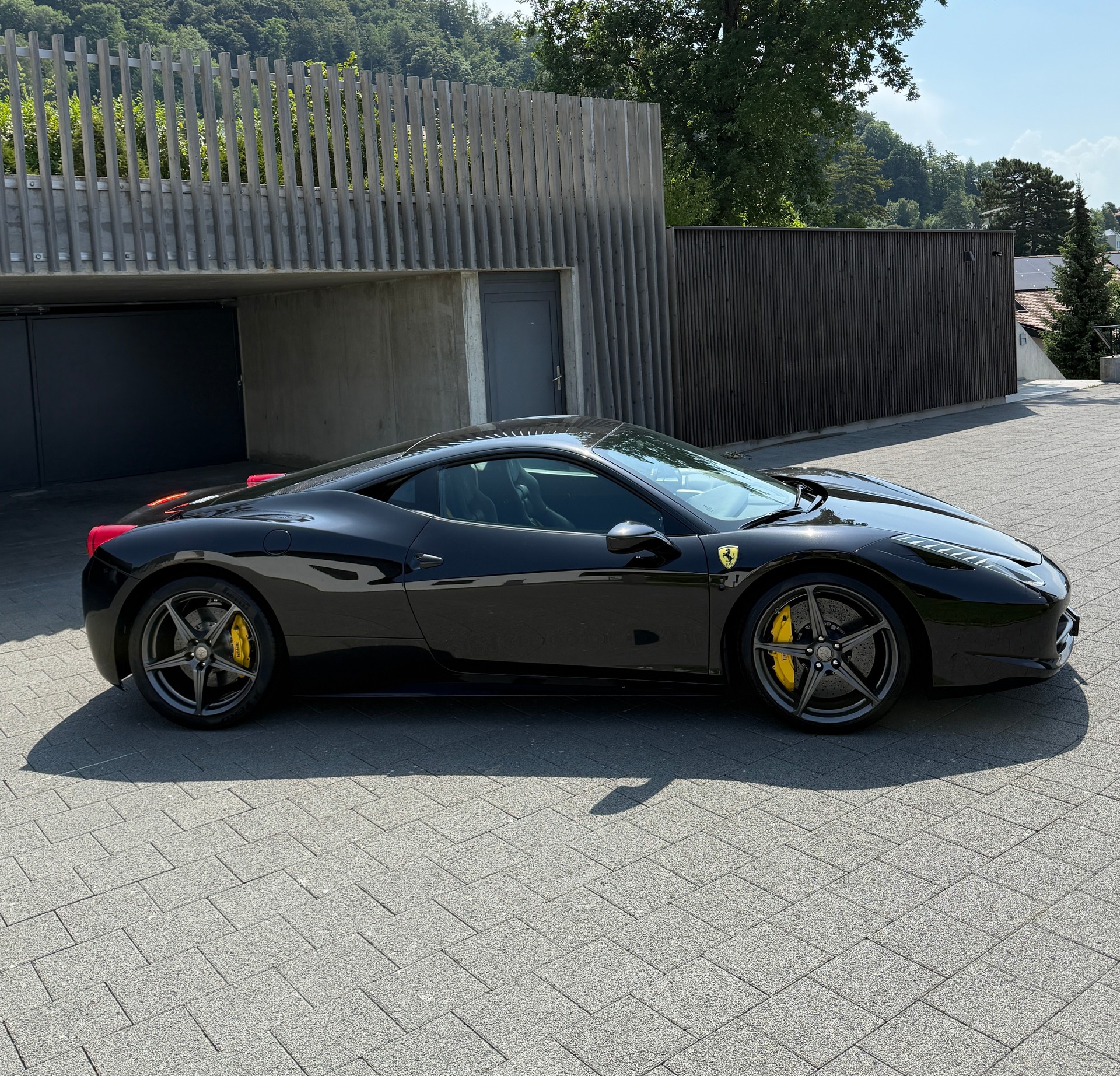 FERRARI 458 Italia 4.5 V8-image-3