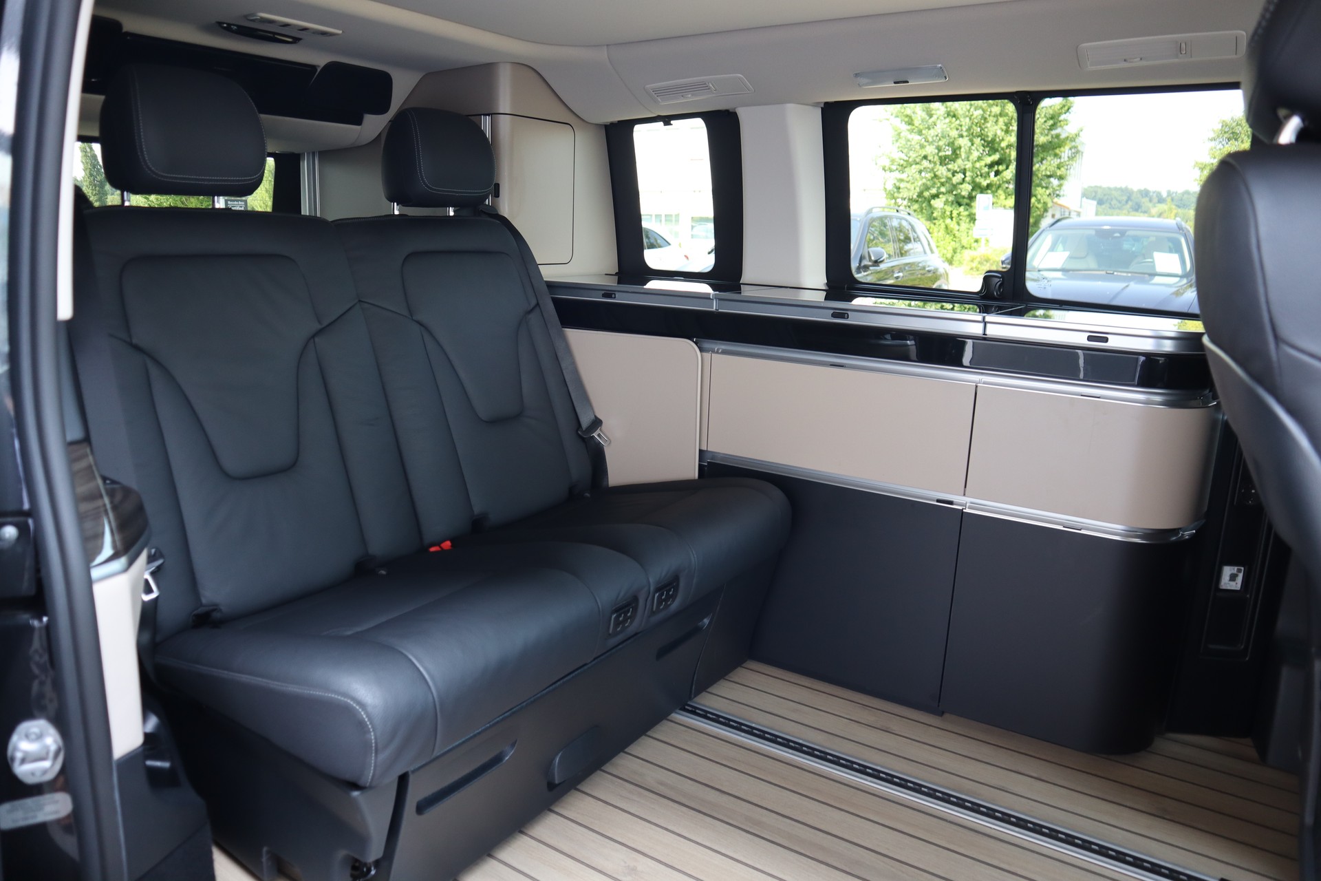 MERCEDES-BENZ Marco Polo 250 d 4M Automat-image-5