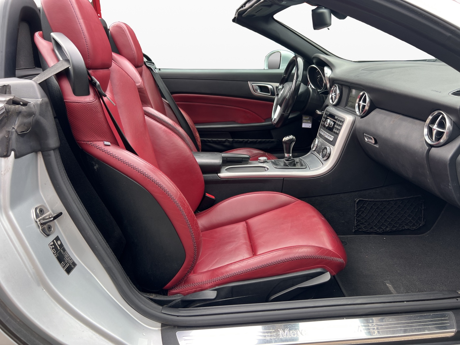 MERCEDES-BENZ SLK 200-image-9