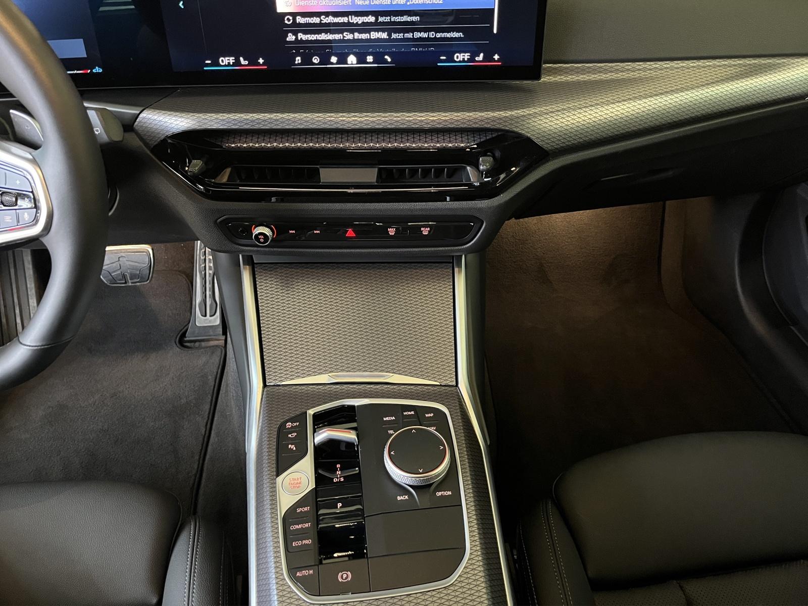 BMW 320d xDrive Touring M Sport-image-13