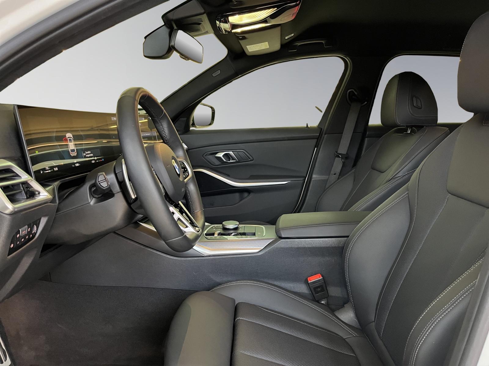 BMW 320d xDrive Touring M Sport-image-10