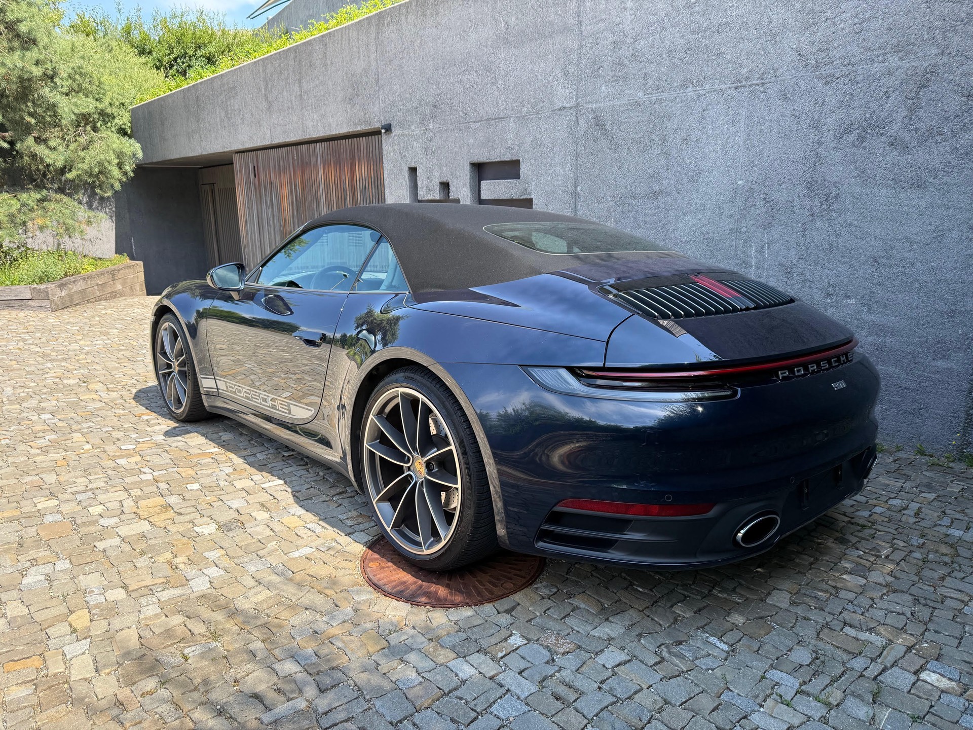 PORSCHE 911 Carrera 4 Cabriolet PDK-image-1