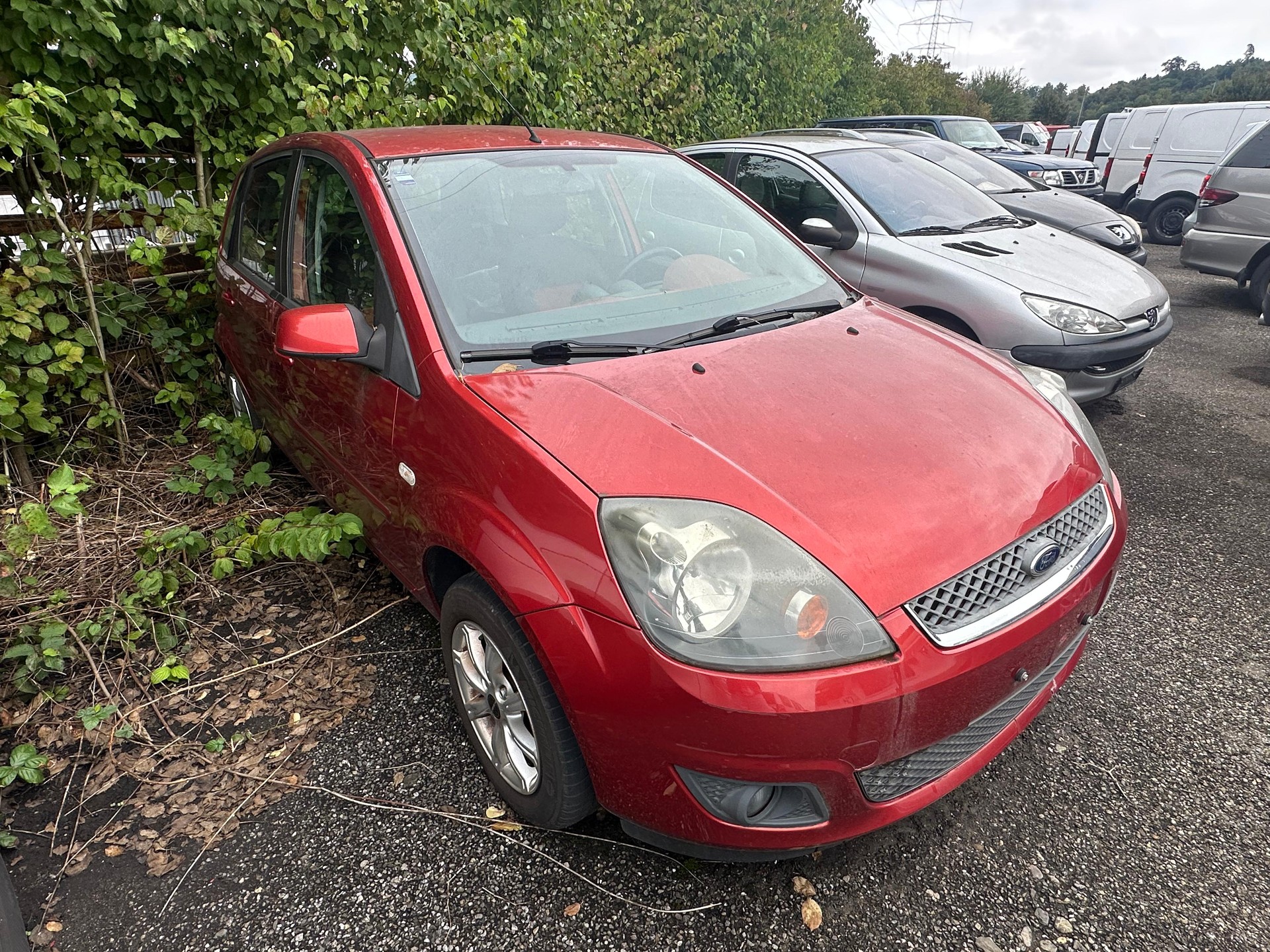 FORD Fiesta 1.4 16V Trend-image-1
