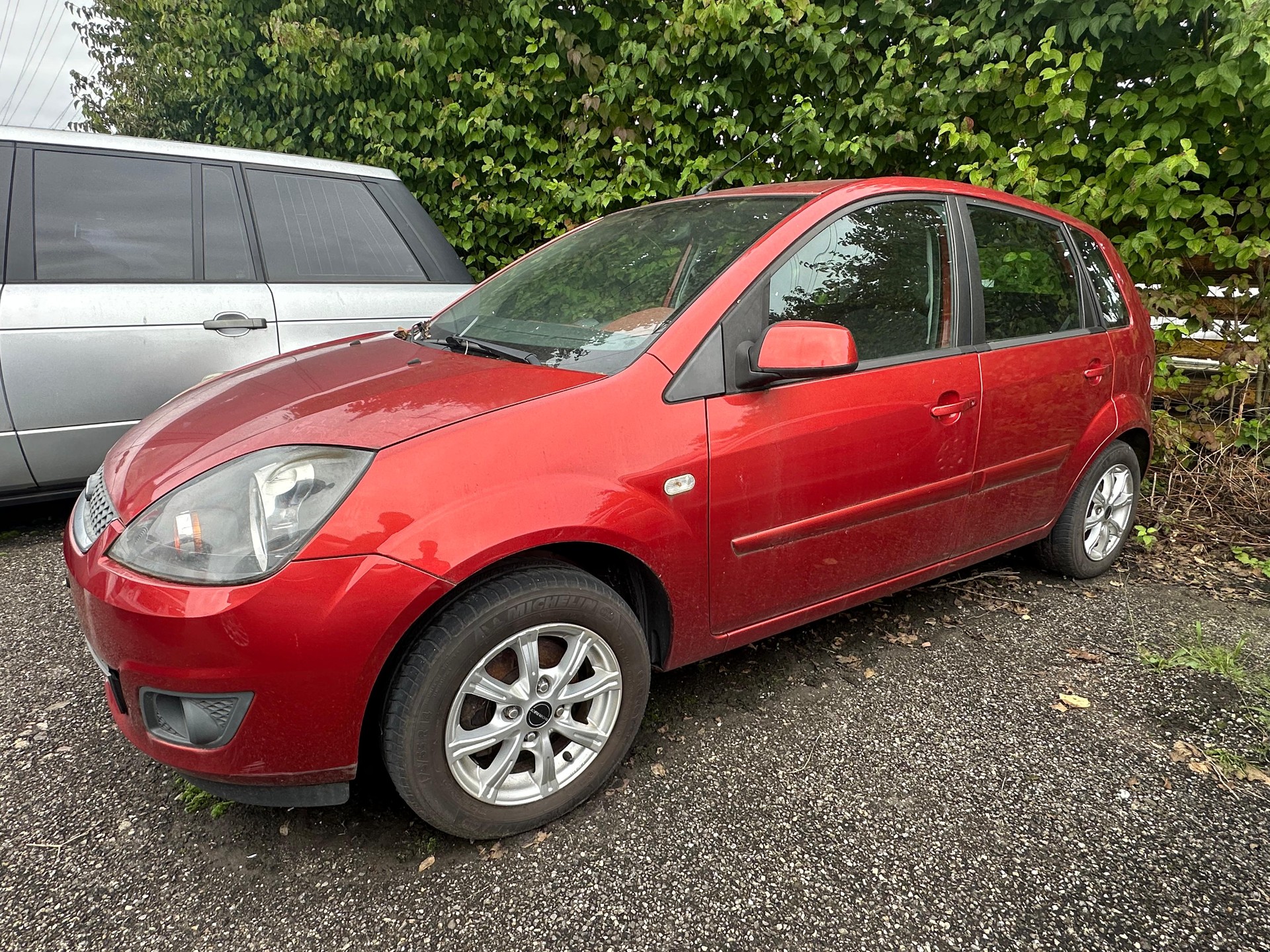 FORD Fiesta 1.4 16V Trend-image-2