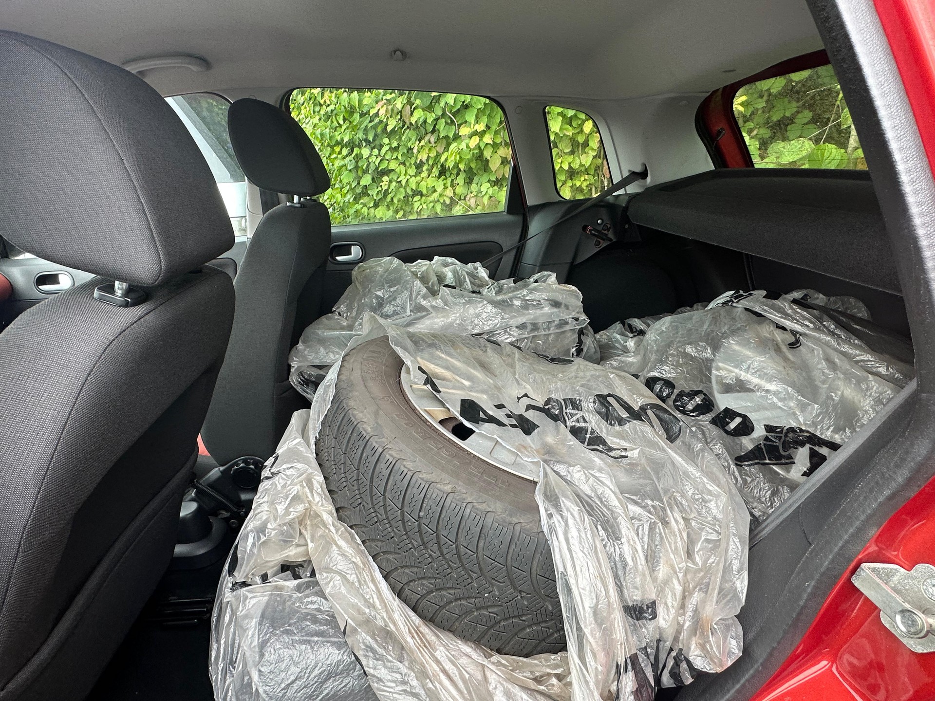 FORD Fiesta 1.4 16V Trend-image-5