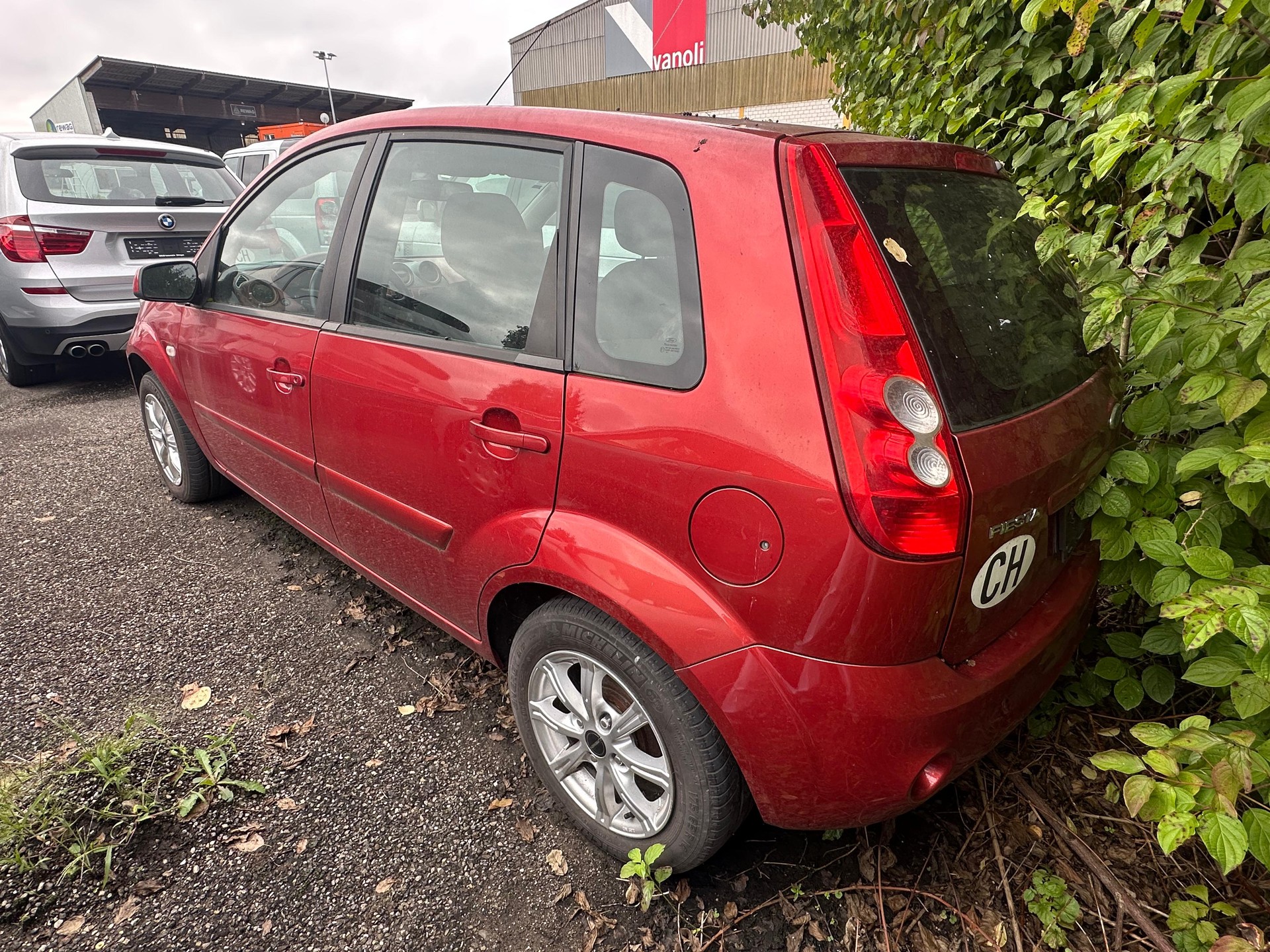 FORD Fiesta 1.4 16V Trend-image-3