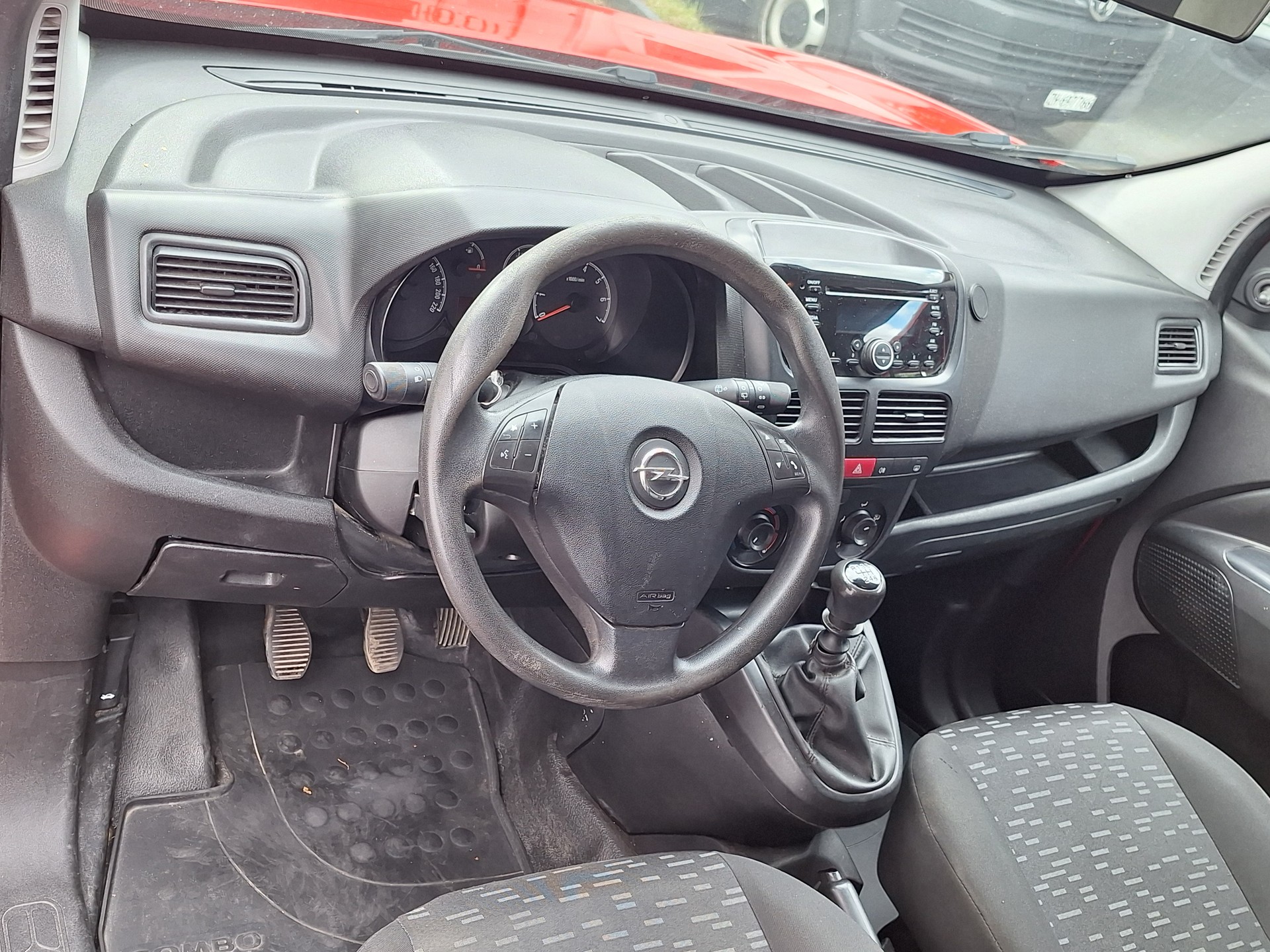 OPEL Combo 1.4 CNG Turbo ecoFLEX 2.4 L1H1-image-7