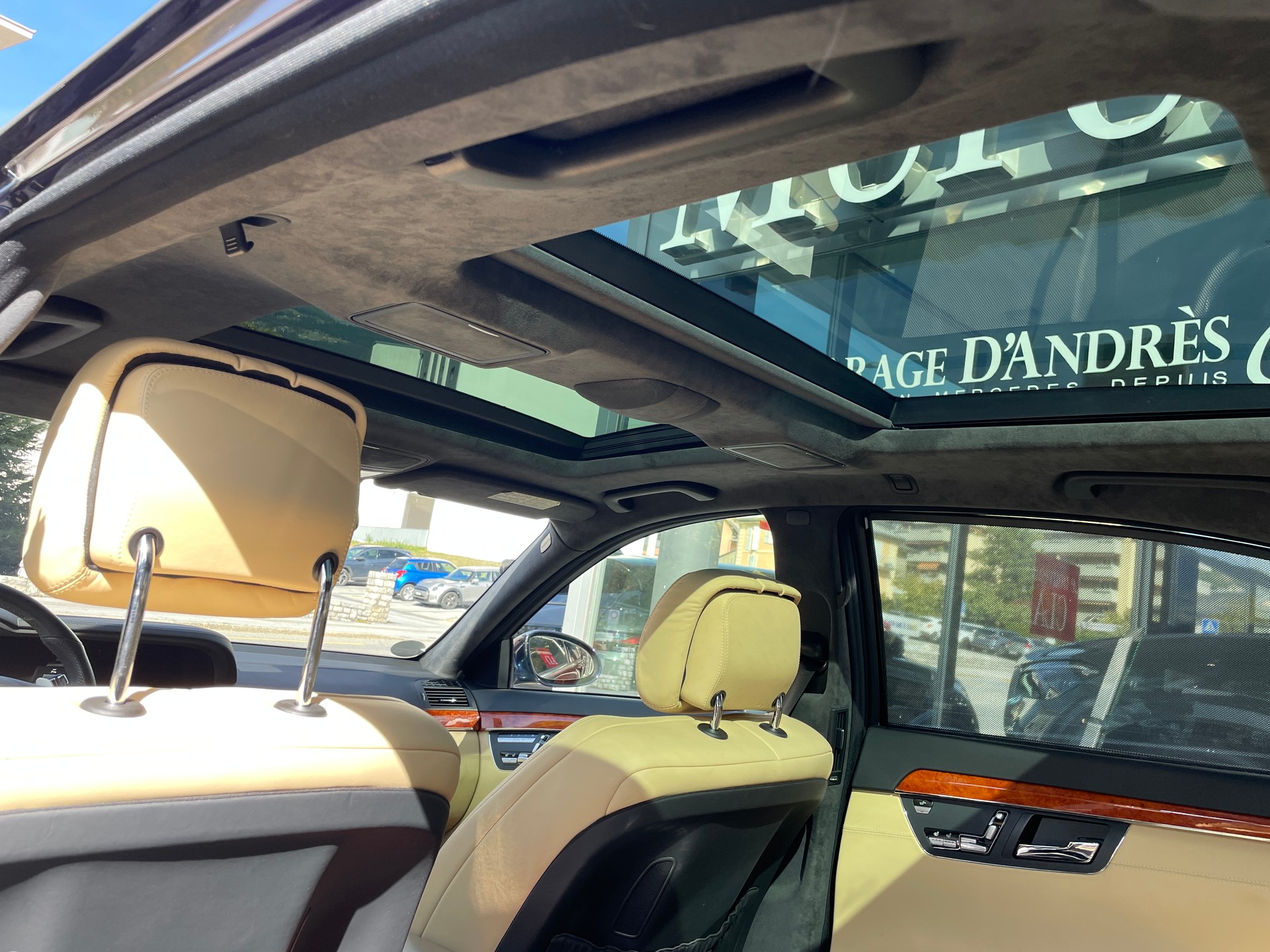 MERCEDES-BENZ S 65 AMG-image-21