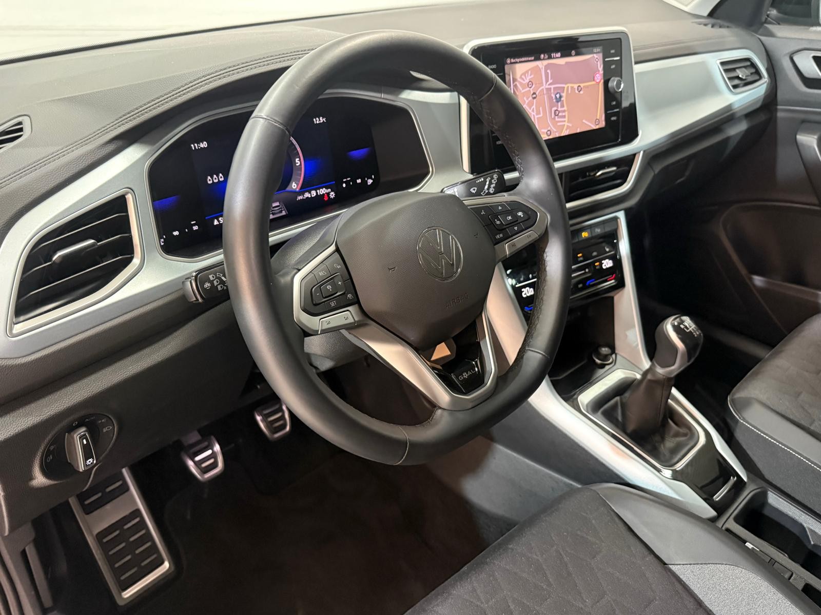 VW T-Roc 2.0 TDI SCR Life-image-5