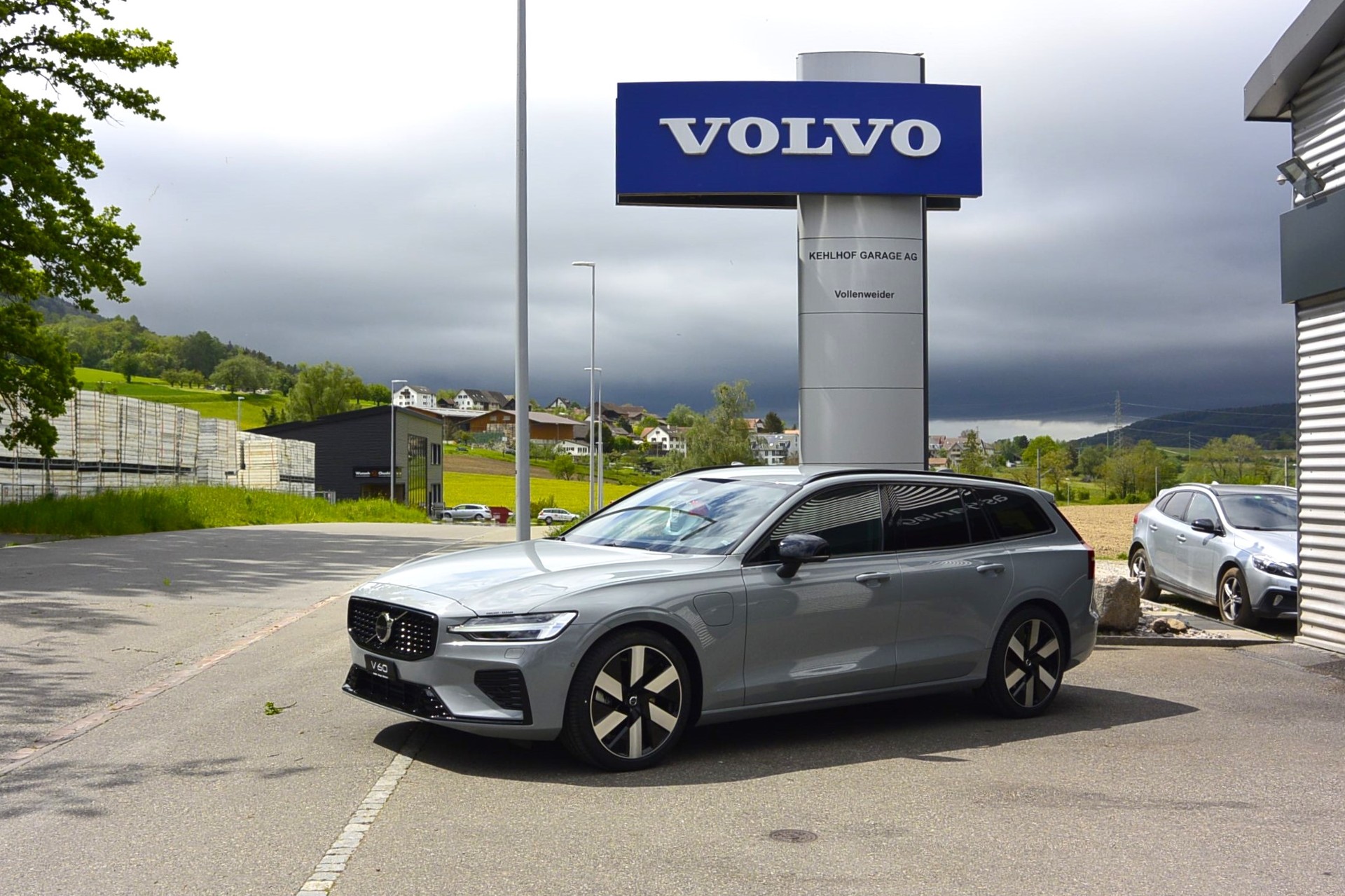 VOLVO V60 2.0 T6 TE Plus Dark eAWD