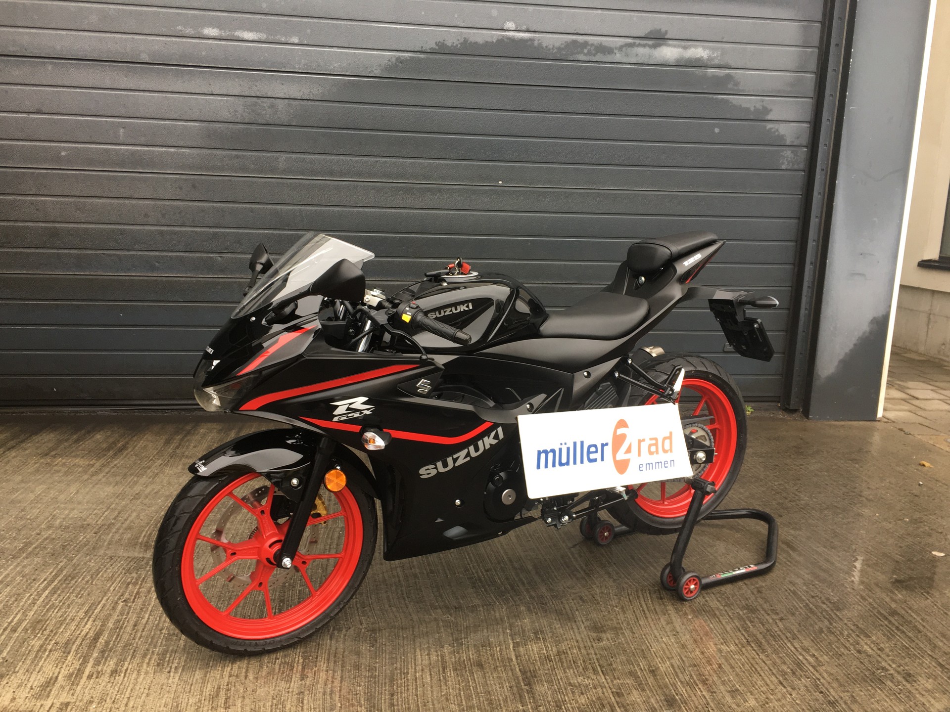 SUZUKI GSX-R 125