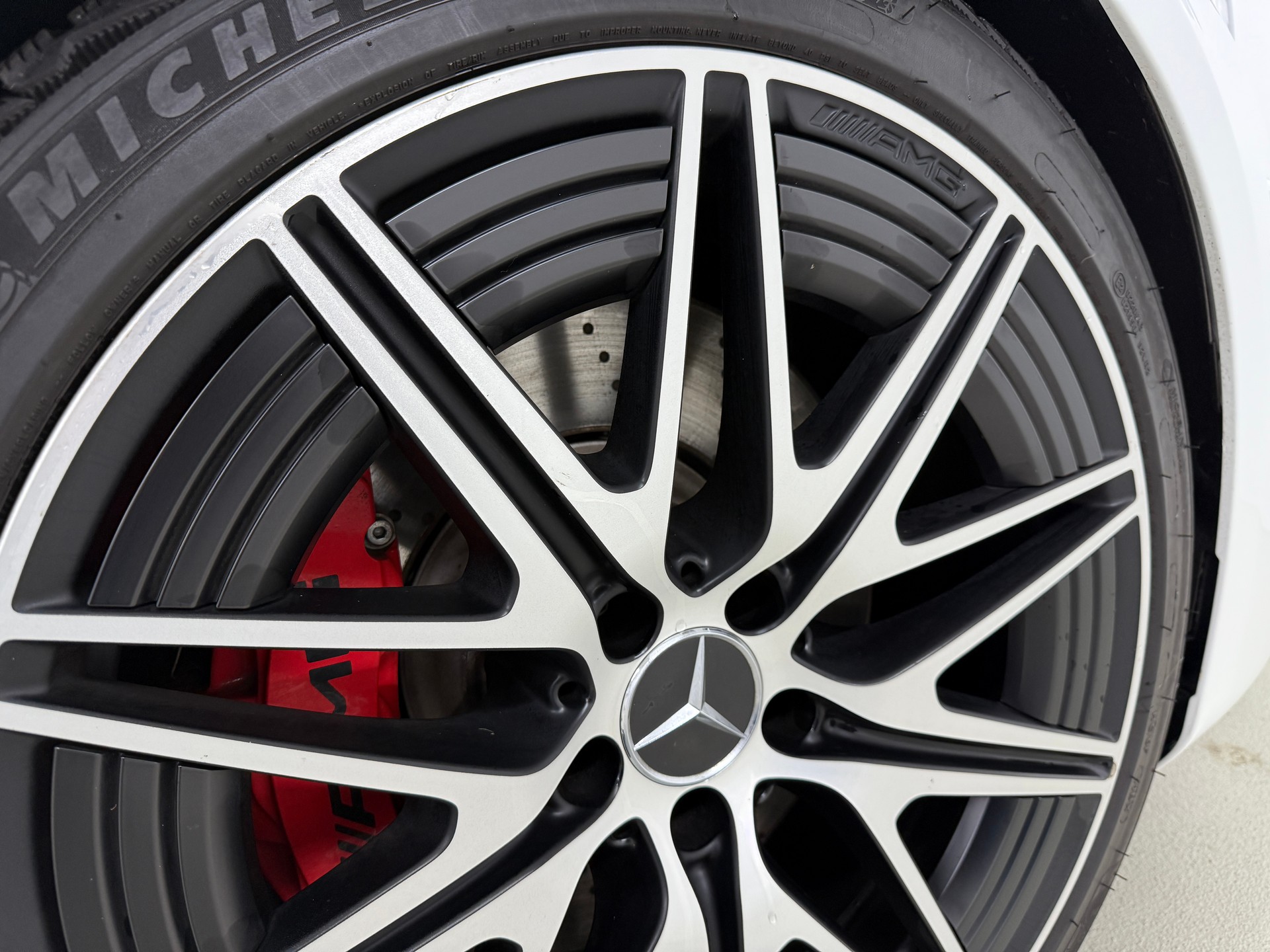 MERCEDES-BENZ C 63 S AMG T E 476PS Performance 4 Matic Designo Opalithweiss Metallic / CH-Fahrzeug / MB Gratis Service /-image-21