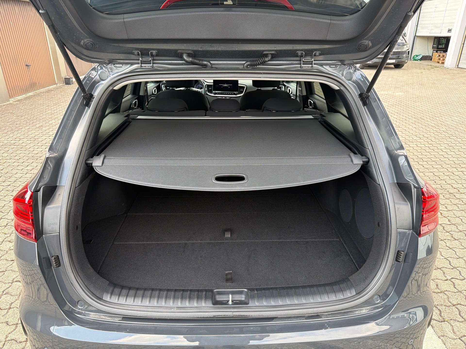 KIA Ceed SW 1.5 T-GDi Power DCT-image-10