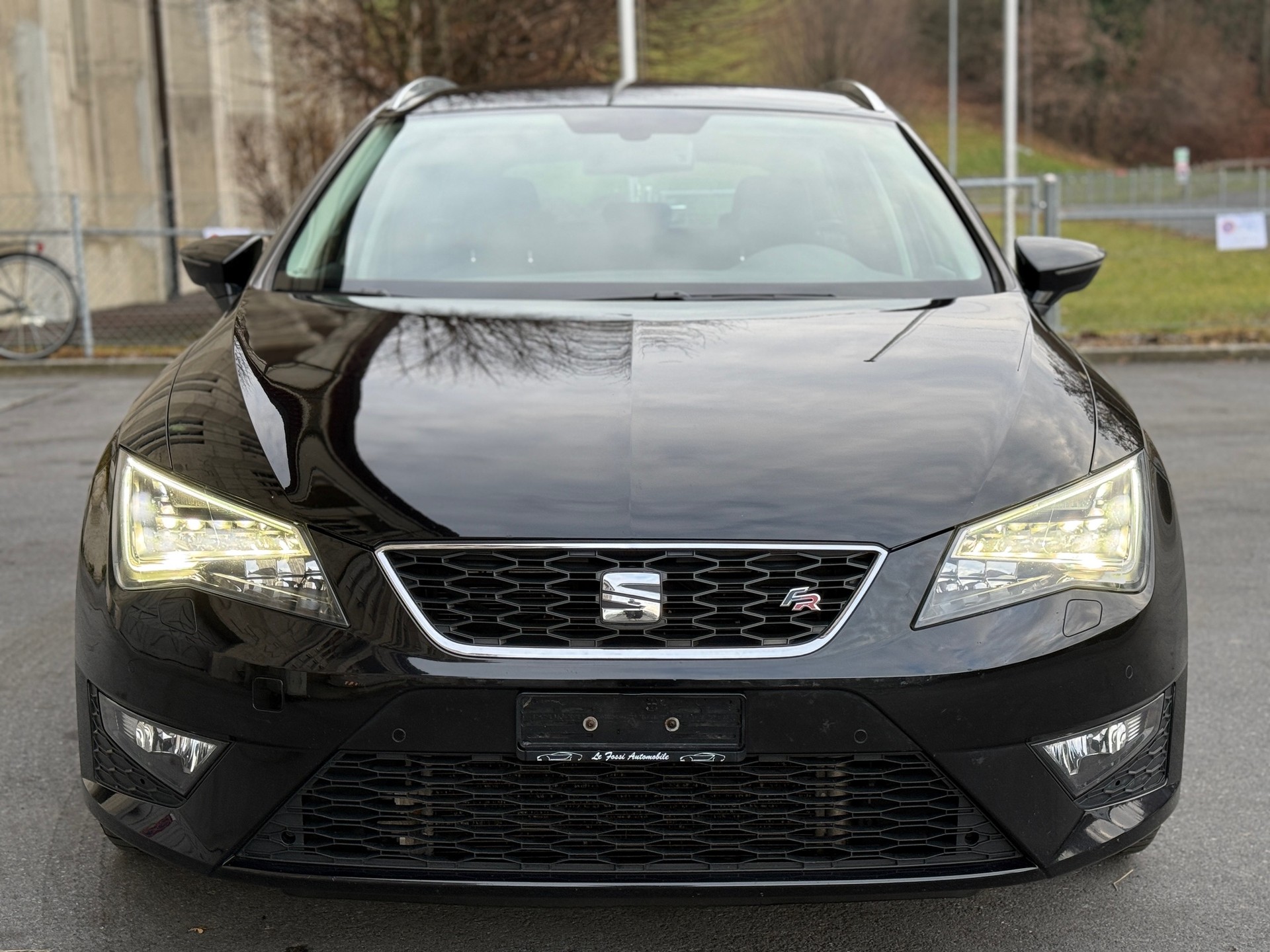 SEAT Leon ST 2.0 TDI FR DSG-image-3