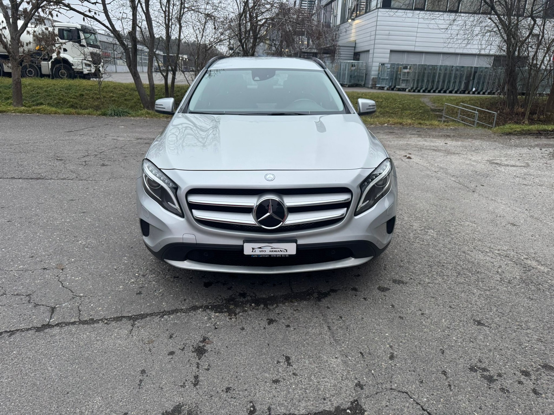 MERCEDES-BENZ GLA 200 Night Star 7G-DCT