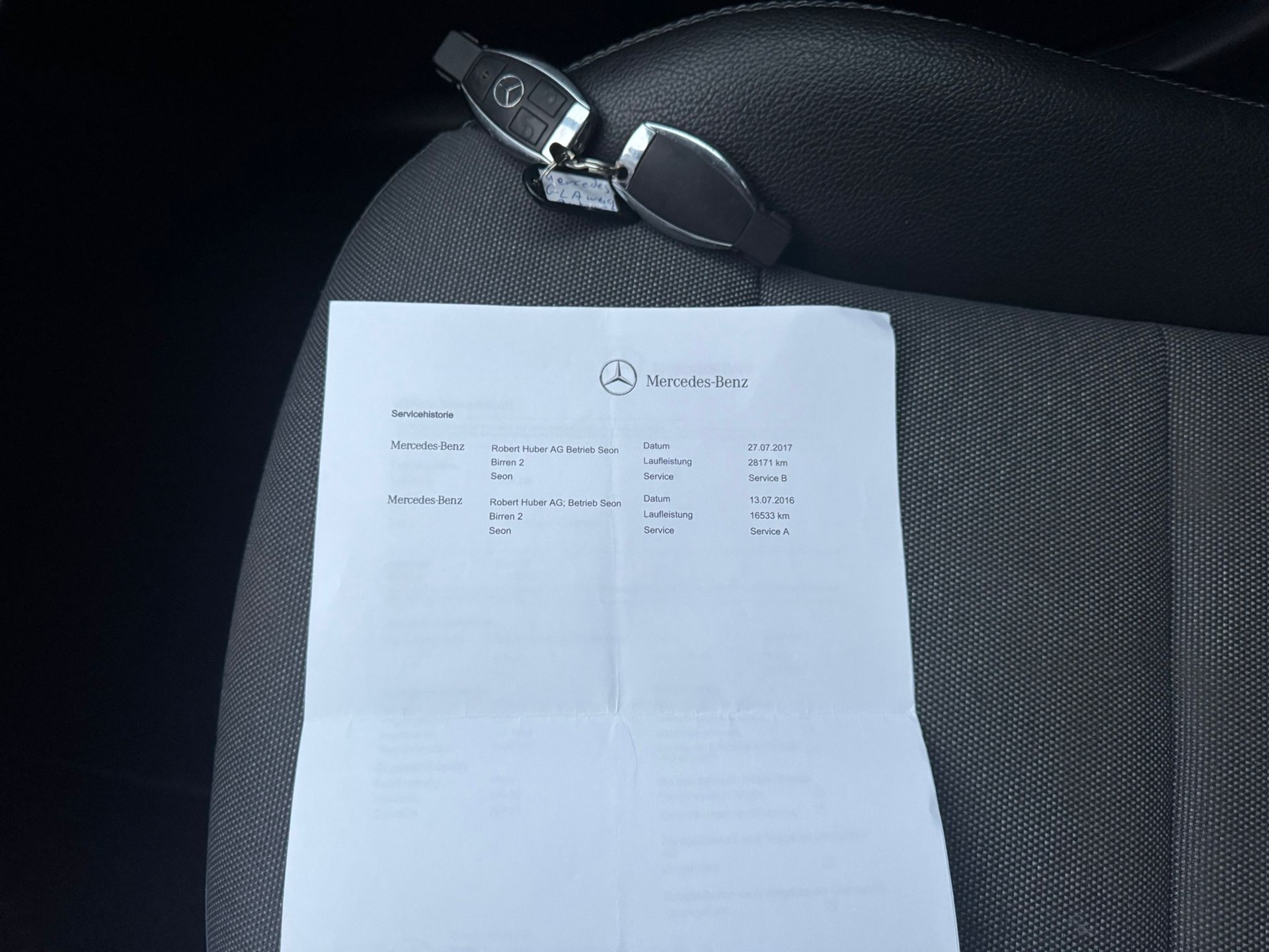 MERCEDES-BENZ GLA 200 Night Star 7G-DCT-image-27