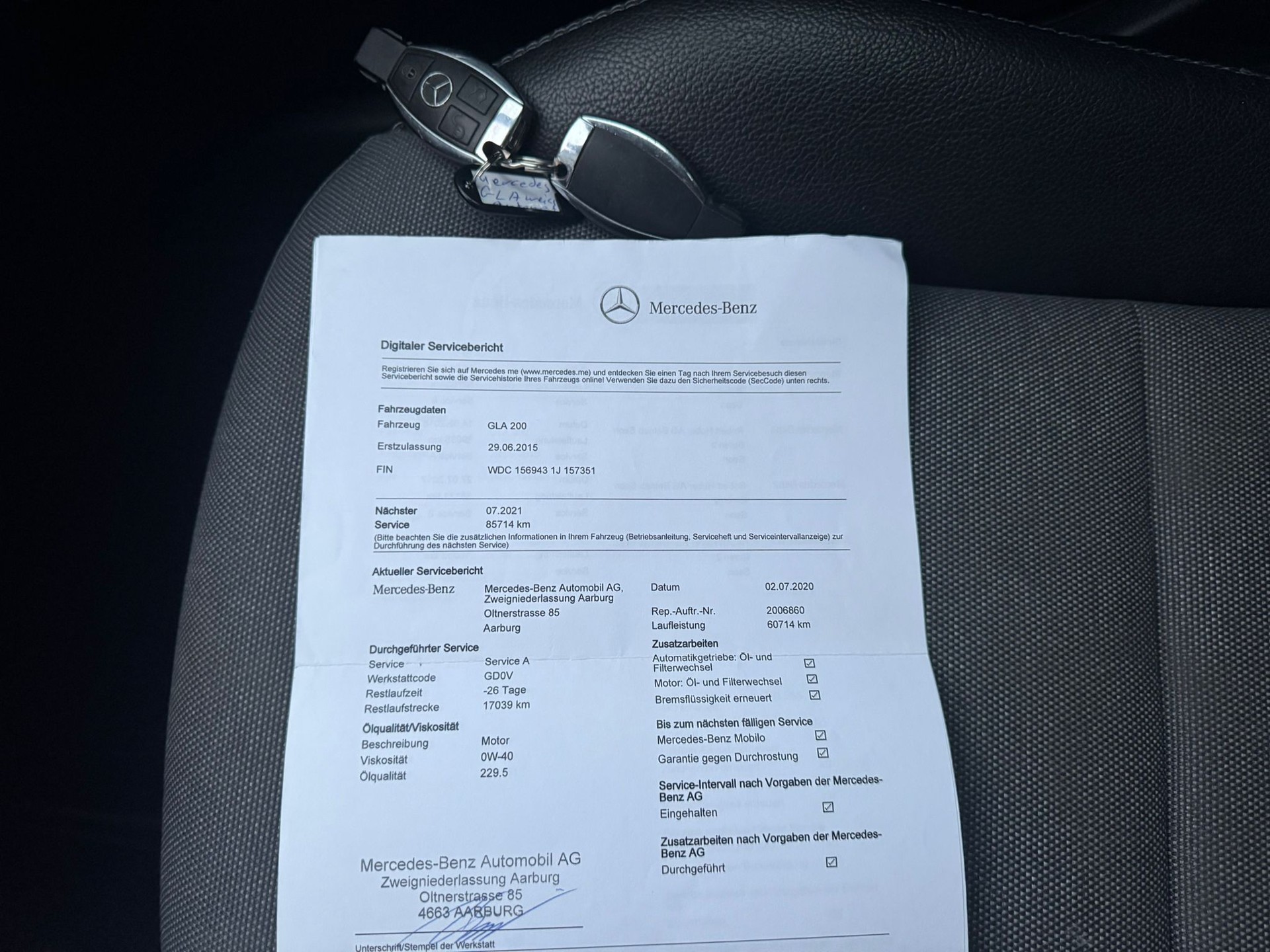 MERCEDES-BENZ GLA 200 Night Star 7G-DCT-image-24
