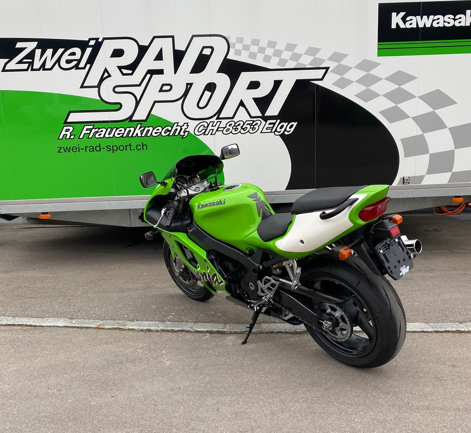 KAWASAKI Ninja ZX-7R-image-3