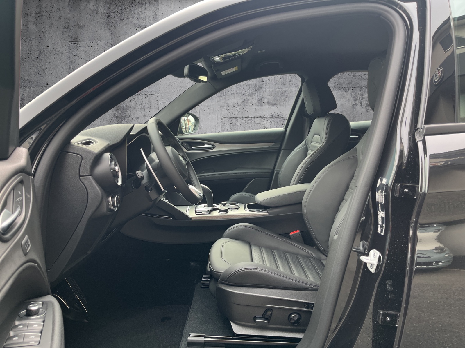 ALFA ROMEO Stelvio 2.0 Q4 280 Sprint Edition-image-8