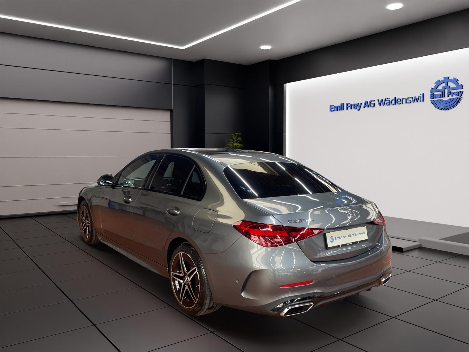 MERCEDES-BENZ C 300 de 4MATIC Limousine AMG Line-image-3