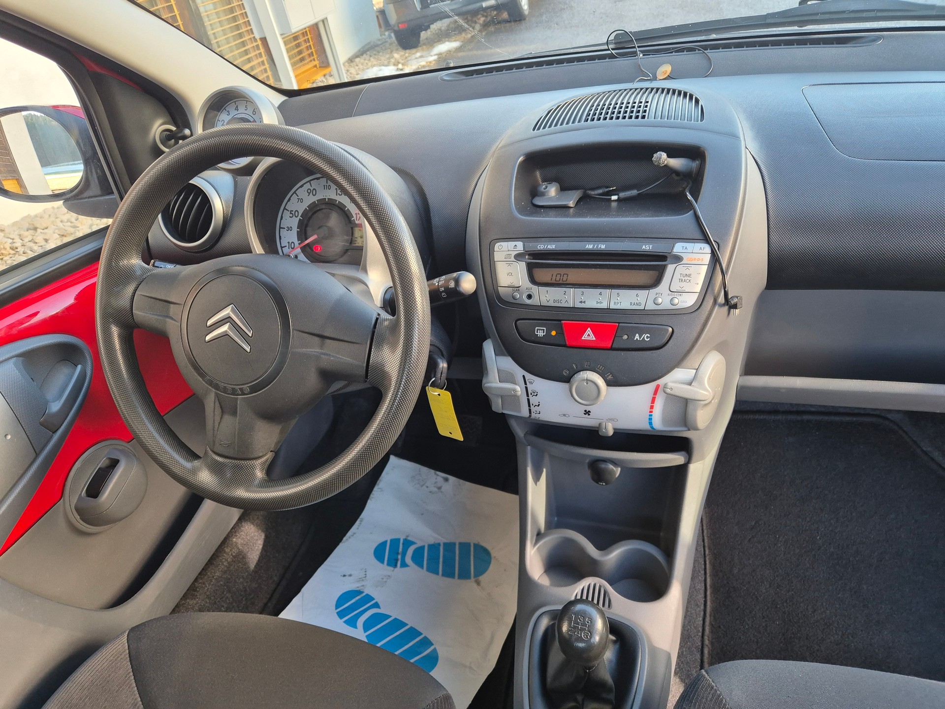 CITROEN C1 1.0i SX-image-5