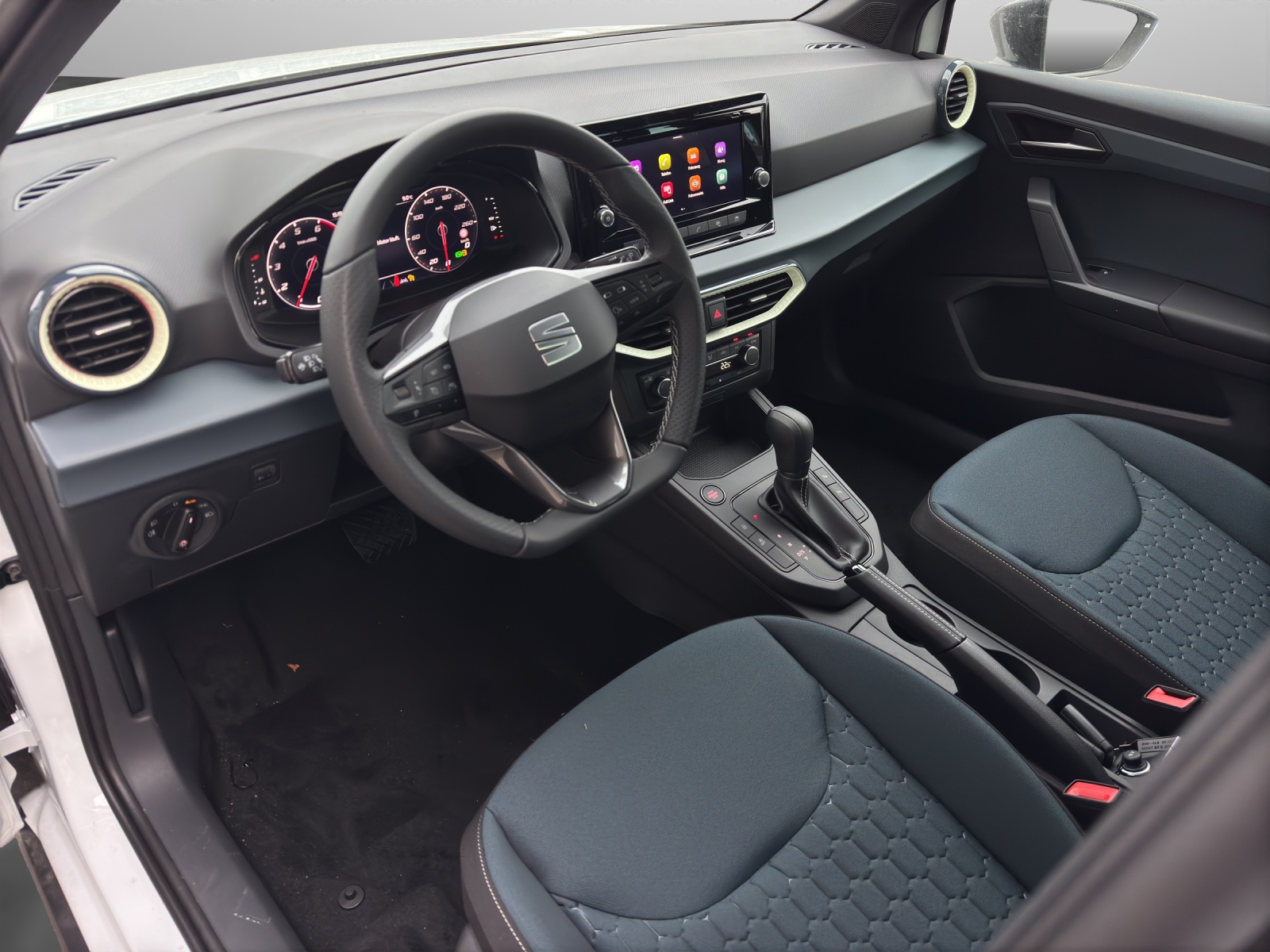 SEAT Arona 1.0 TSI 115 Style DSG-image-5
