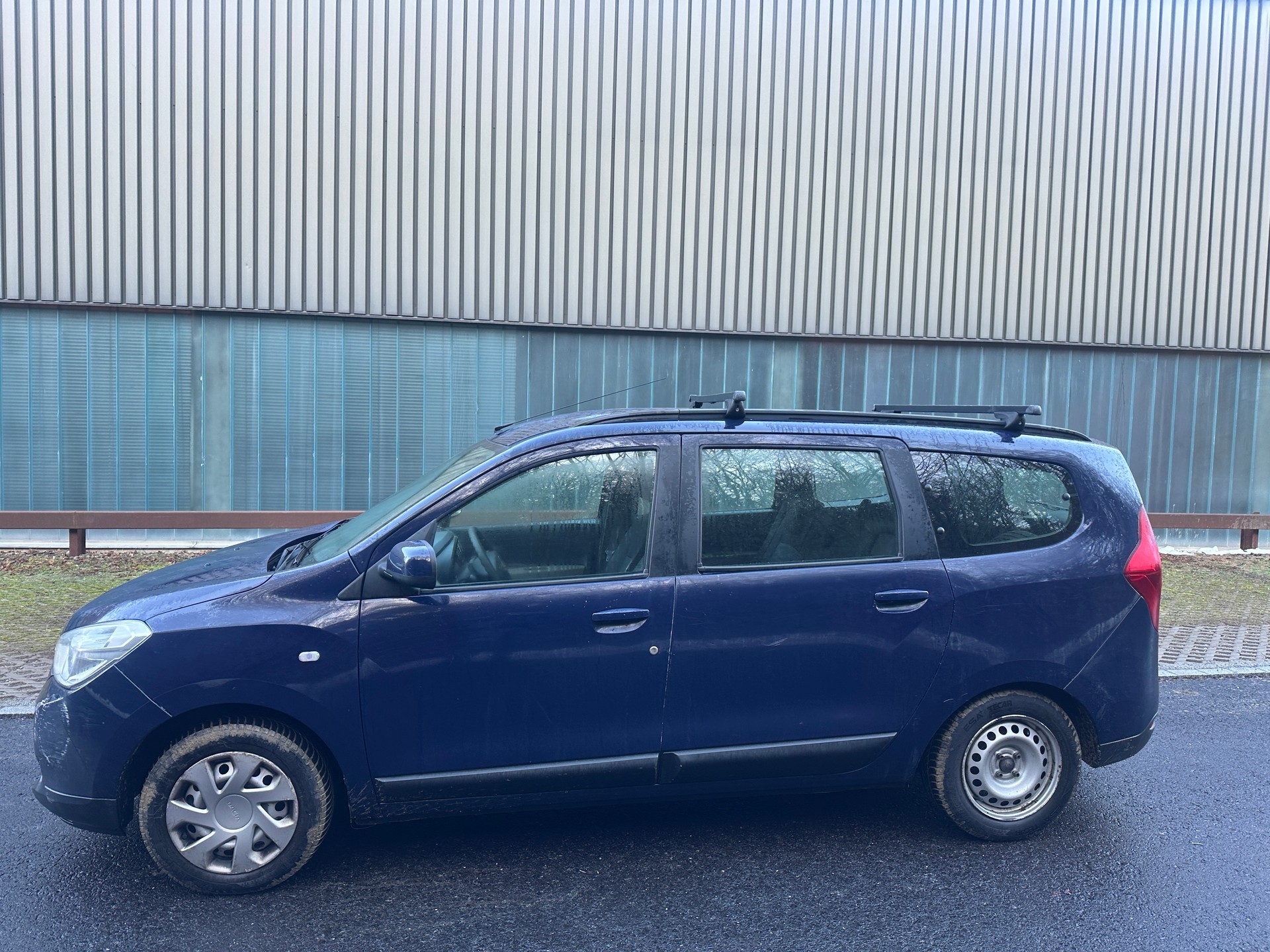 DACIA Lodgy 1.2 Turbo Ambiance 7PL-image-1