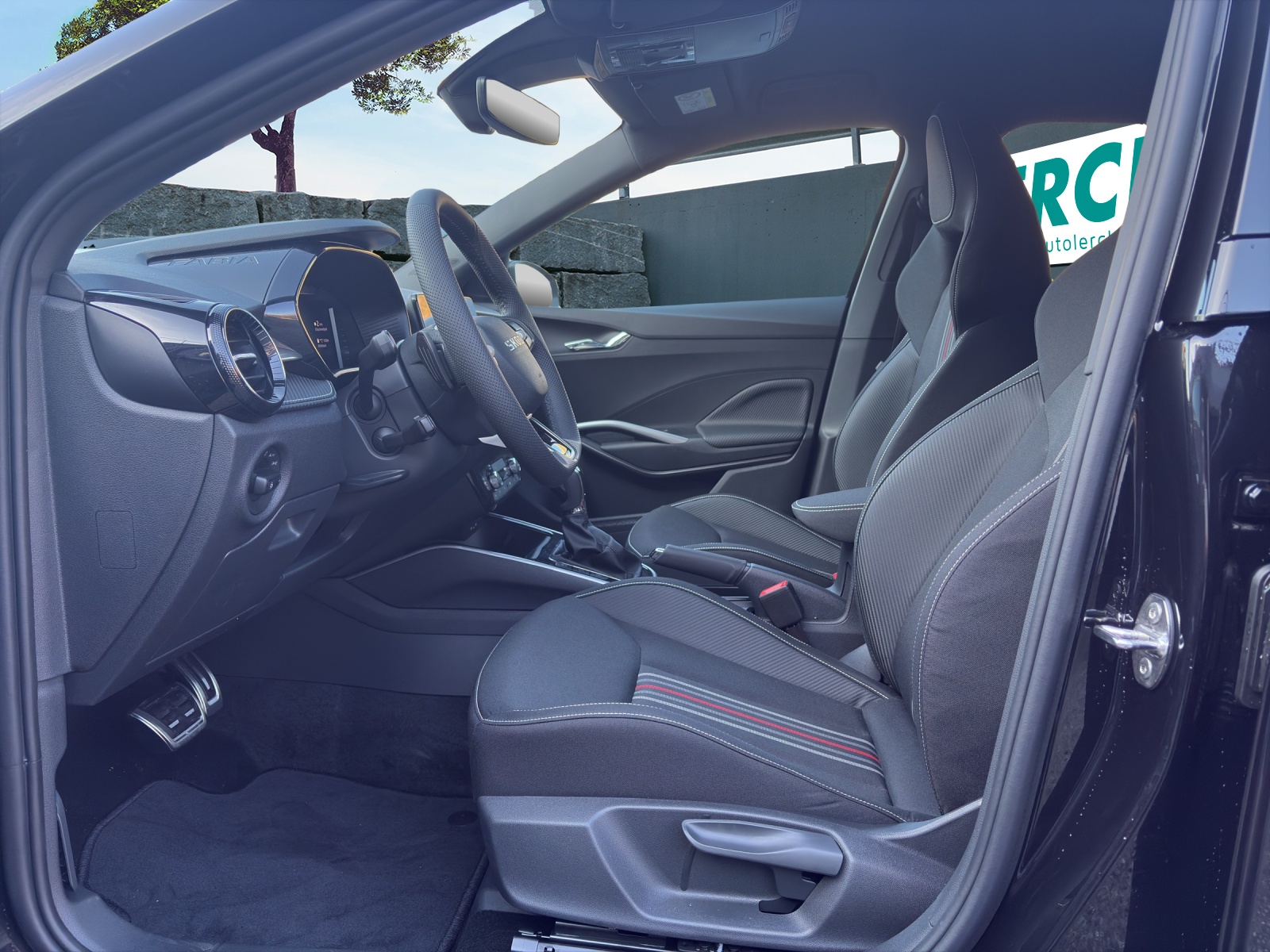 SKODA Fabia 1.5 TSI 130 DSG-image-6