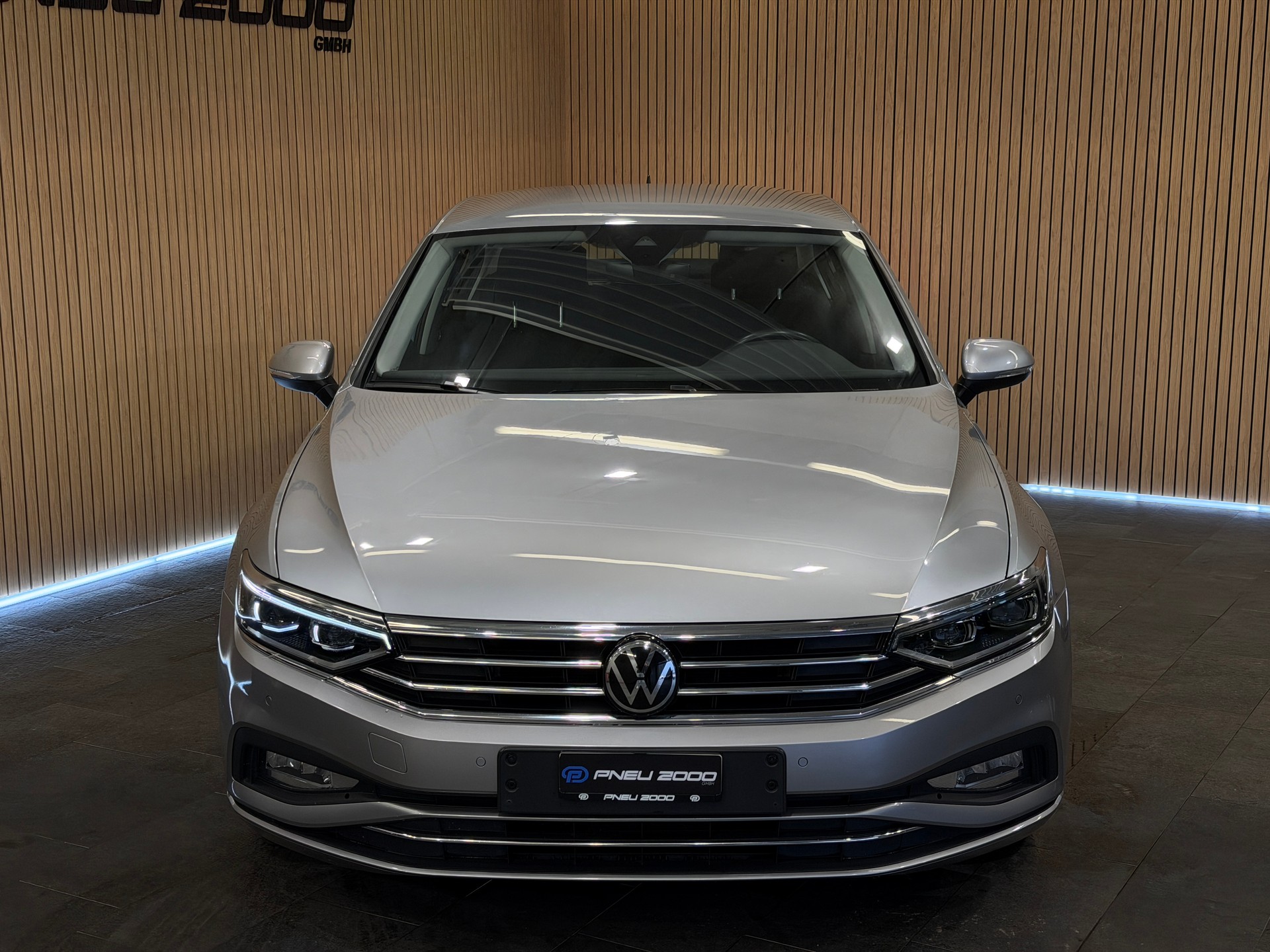 VW Passat 2.0 TDI Business DSG-image-1
