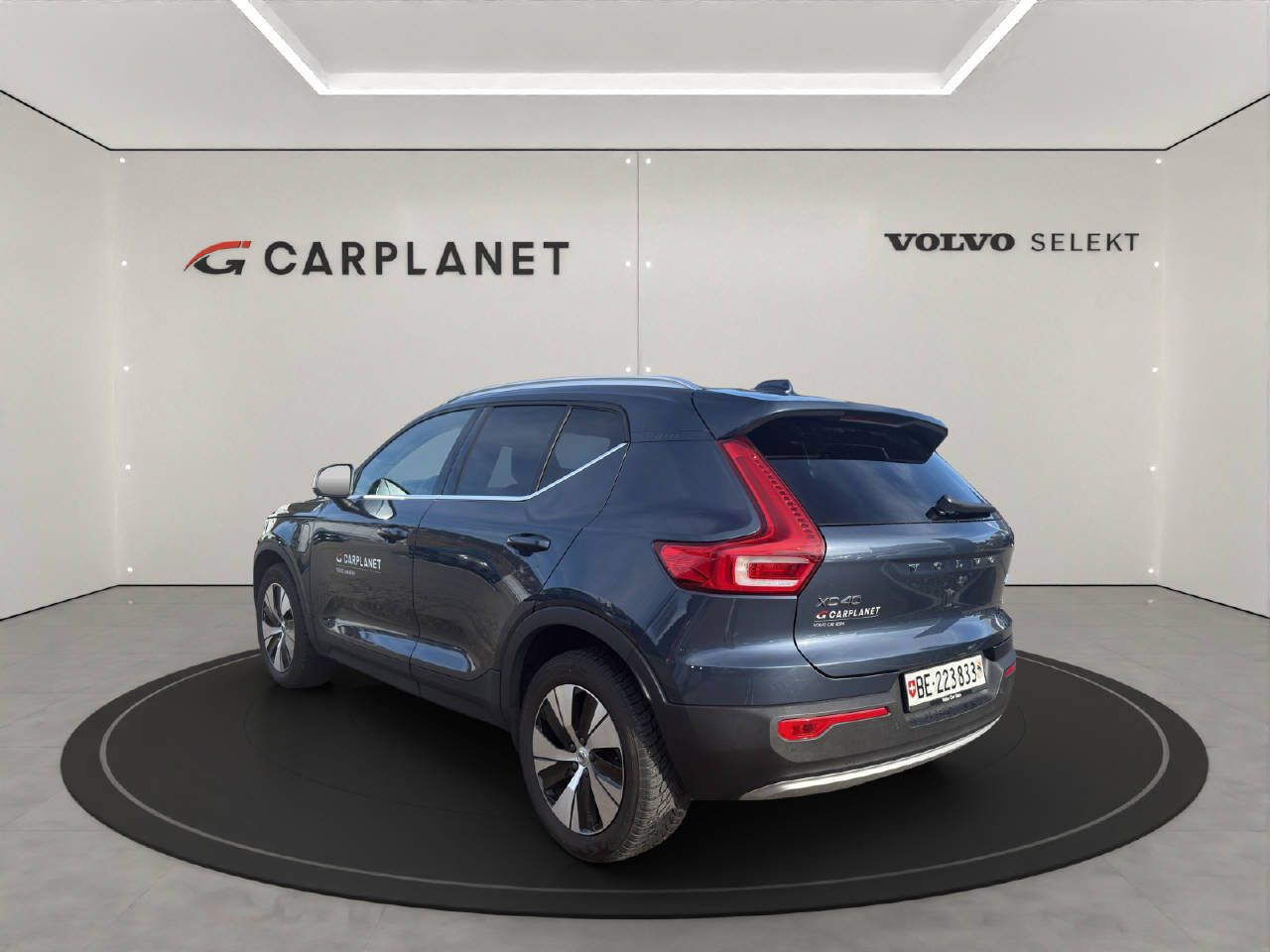 VOLVO XC40 1.5 T4 PiH Inscription .-image-4