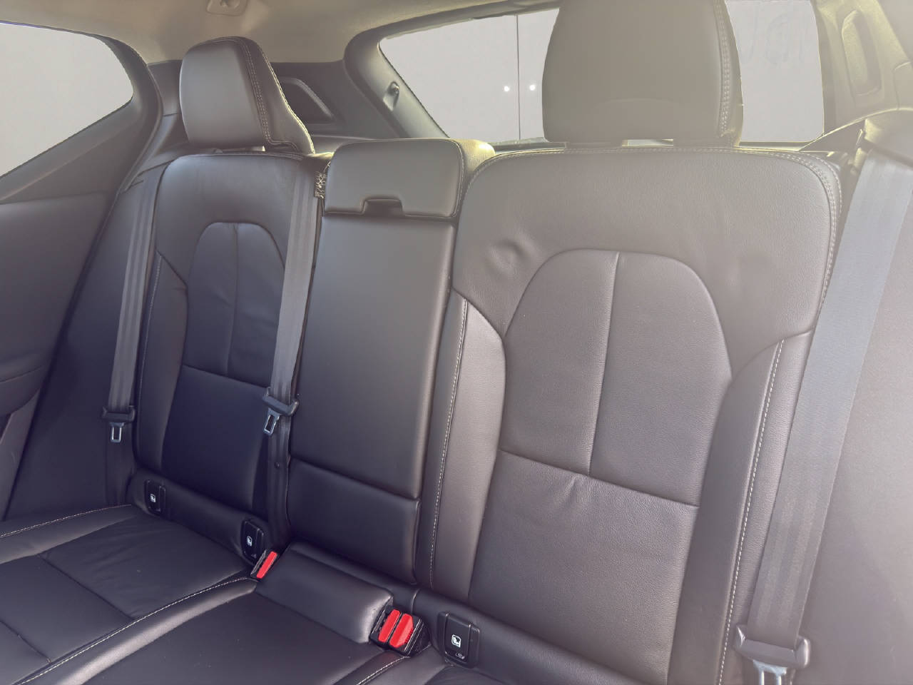 VOLVO XC40 1.5 T4 PiH Inscription .-image-9