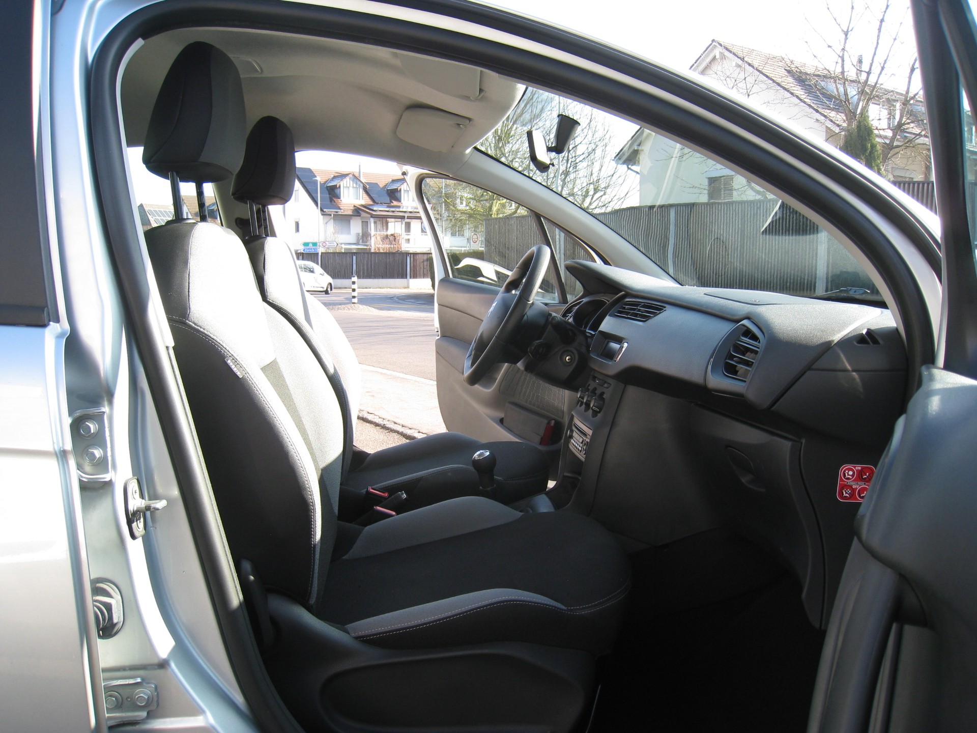 CITROEN C3 1.4i Attraction Pack-image-11