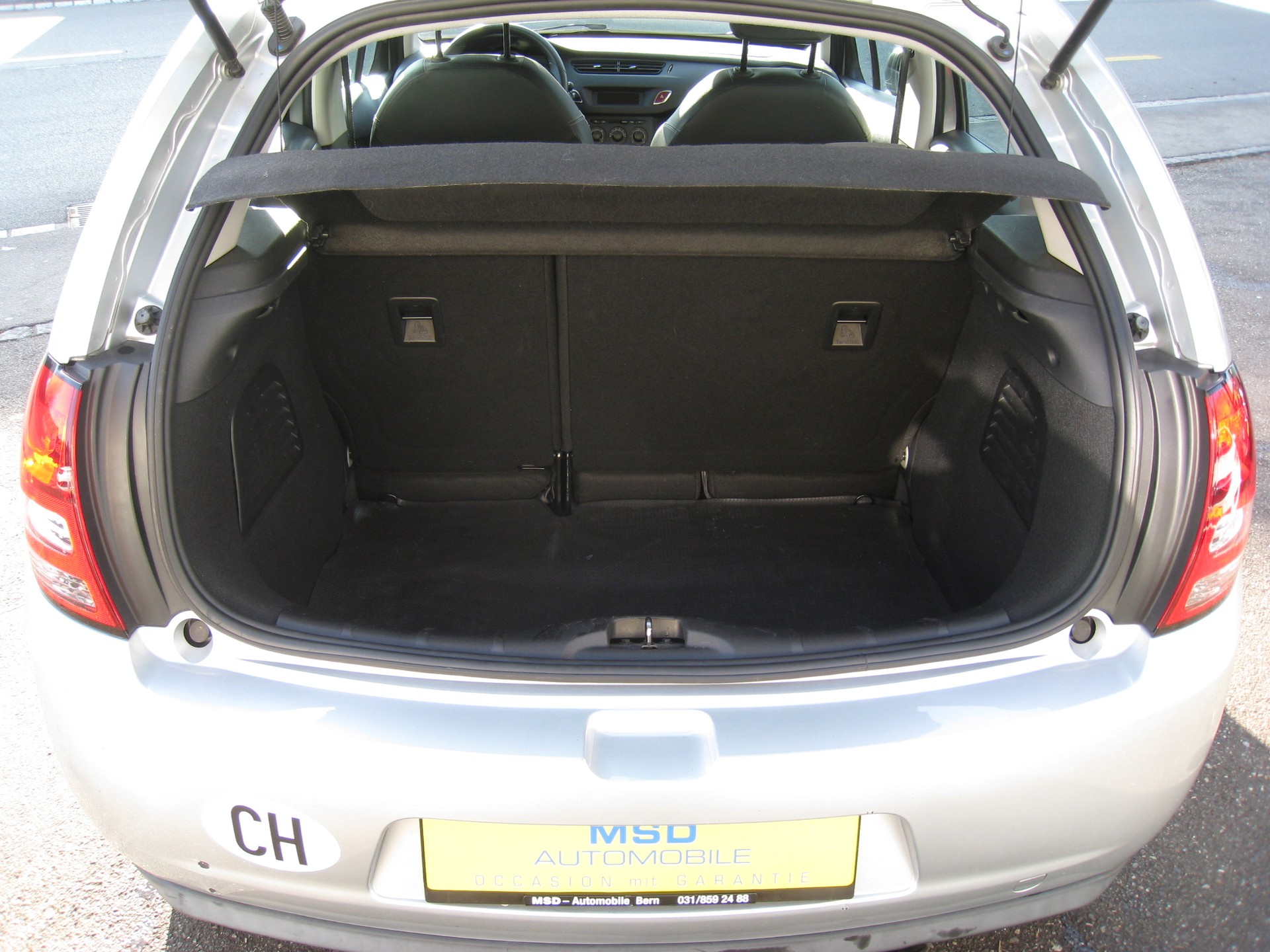 CITROEN C3 1.4i Attraction Pack-image-8