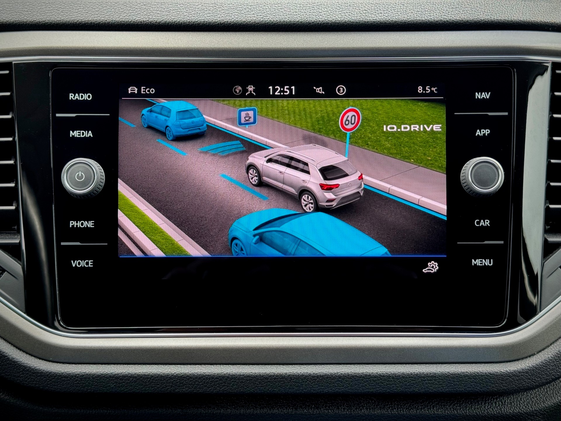 VW T-Roc 1.5 TSI EVO Advance Selection DSG - Véhicule Suisse (CH)-image-10