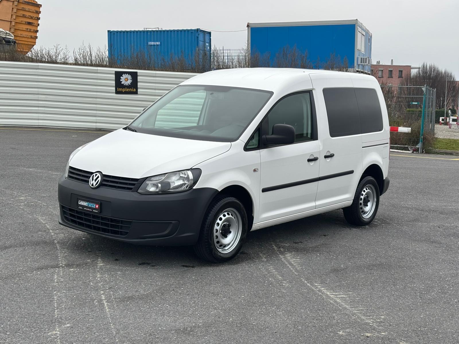 VW Caddy 1.6 TDI BlueMotion Technology DSG-image-0